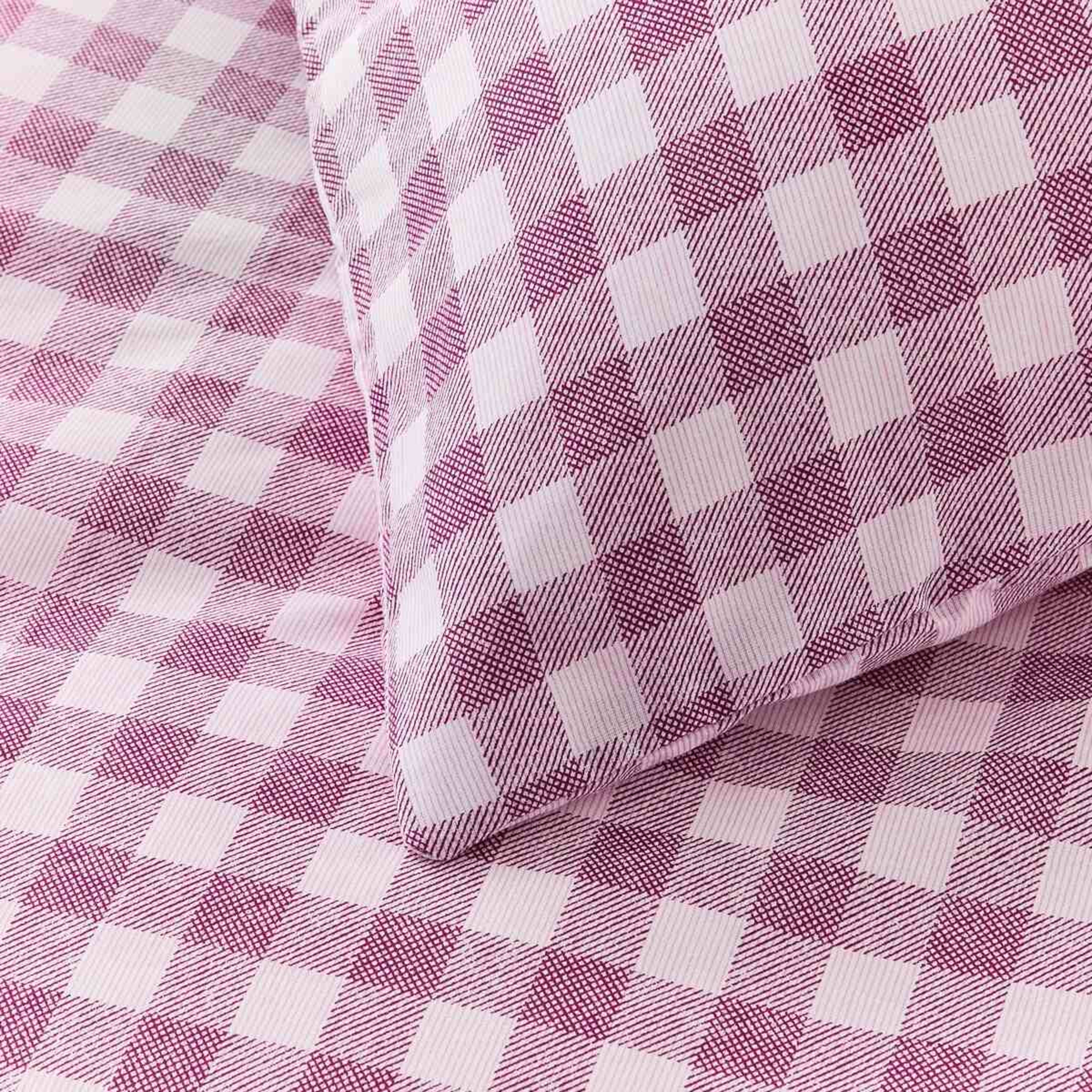 4 Gingham Cotton Rich Reversible Quilt Cover Set - King Bed, Berry, 4 of 7