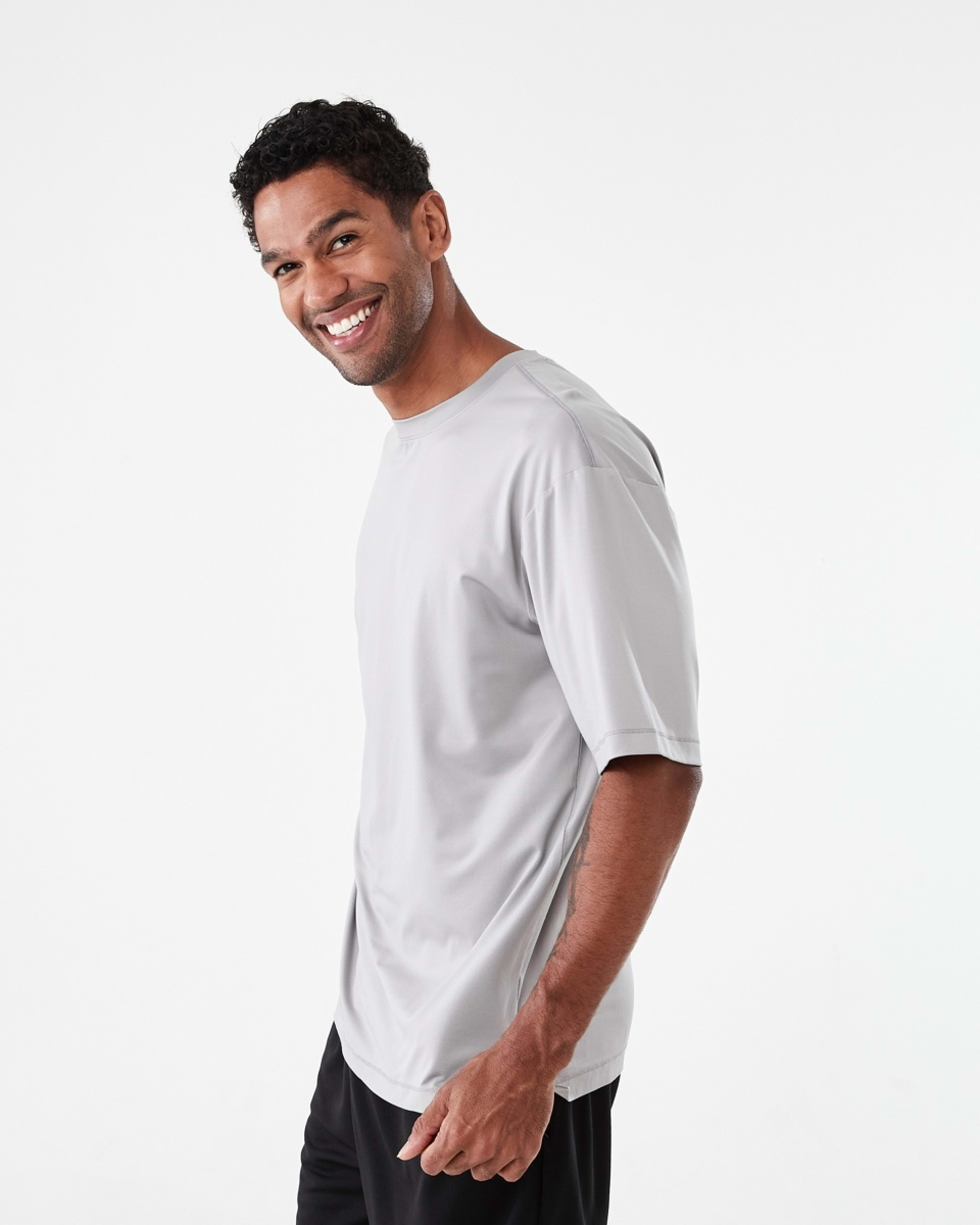 2 Active Mens Boxy Performance T-shirt Alloy, 2 of 6