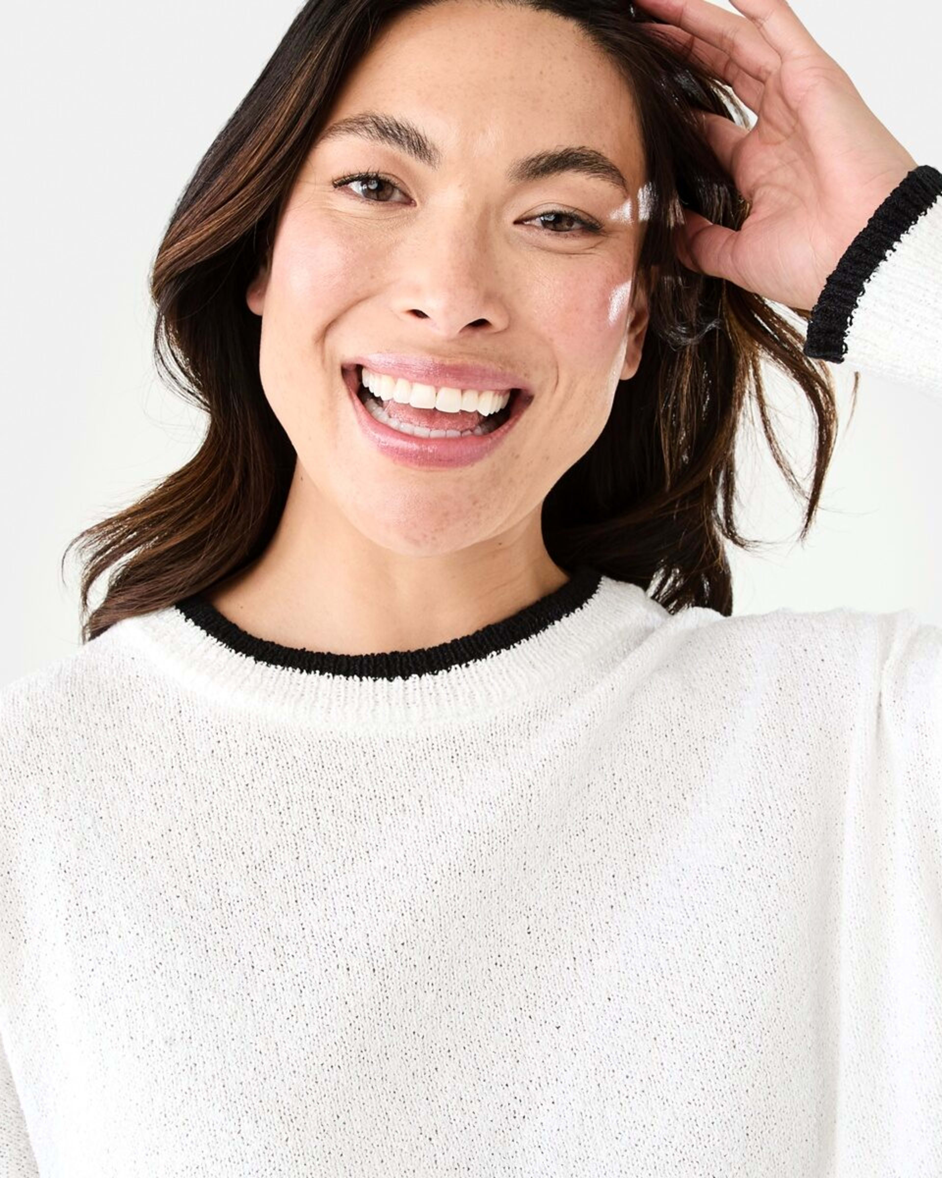 4 Contrast Crew Jumper White, 4 of 7