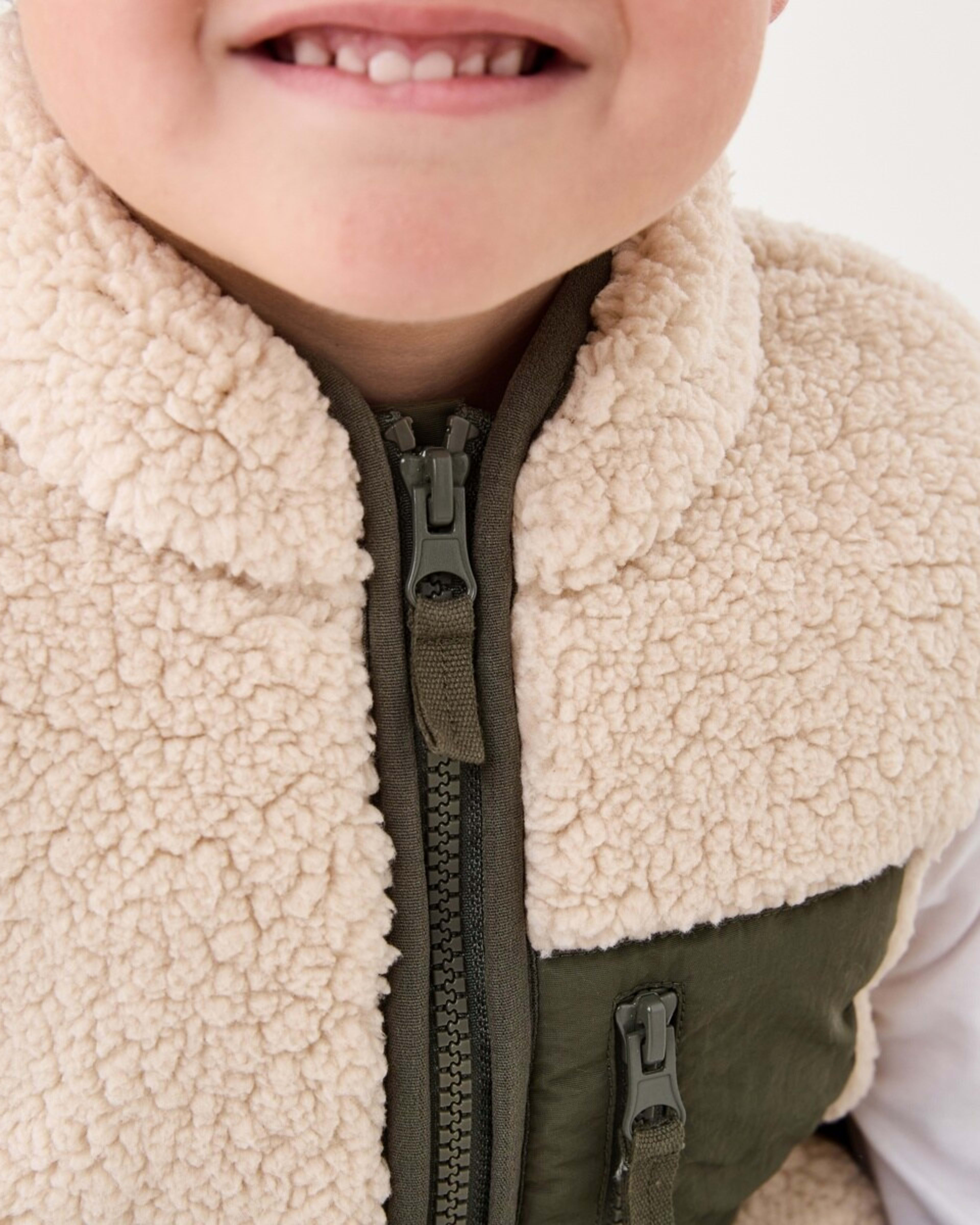 4 Sherpa Vest Ecru, 4 of 9