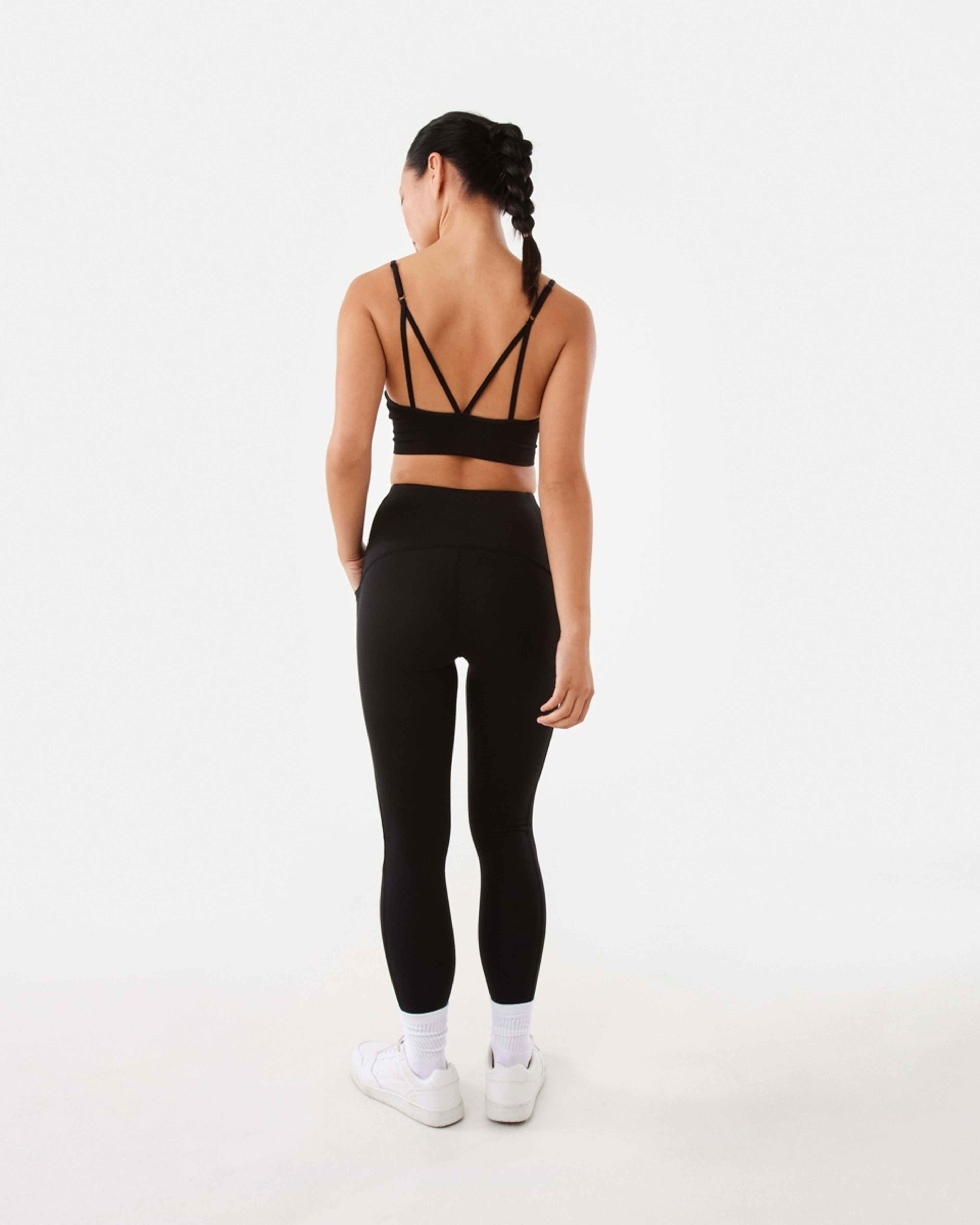 4 Active Womens Seamfree V-Neck Crop Top Black, 4 of 7
