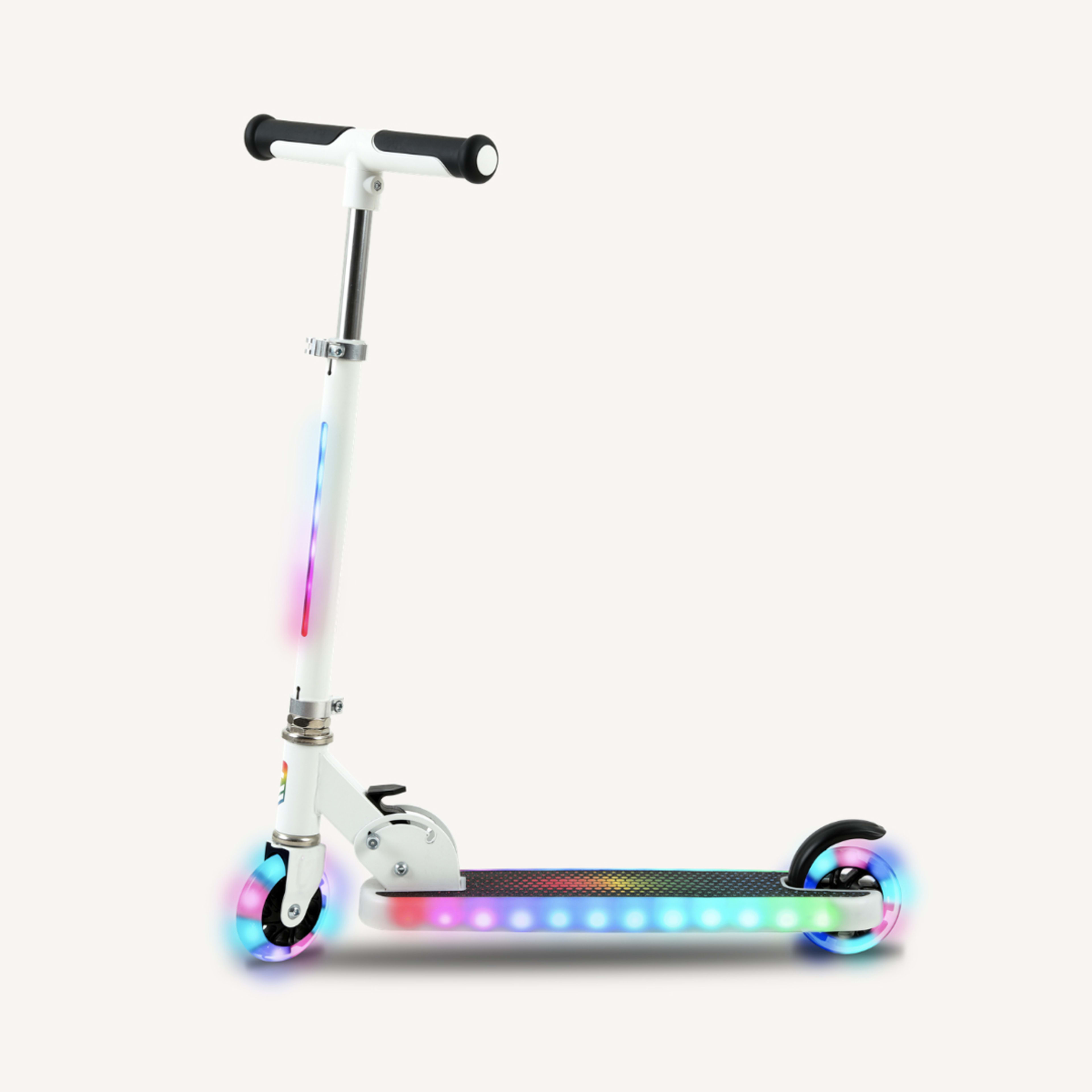 1 Light Up Deck and Wheel Scooter
