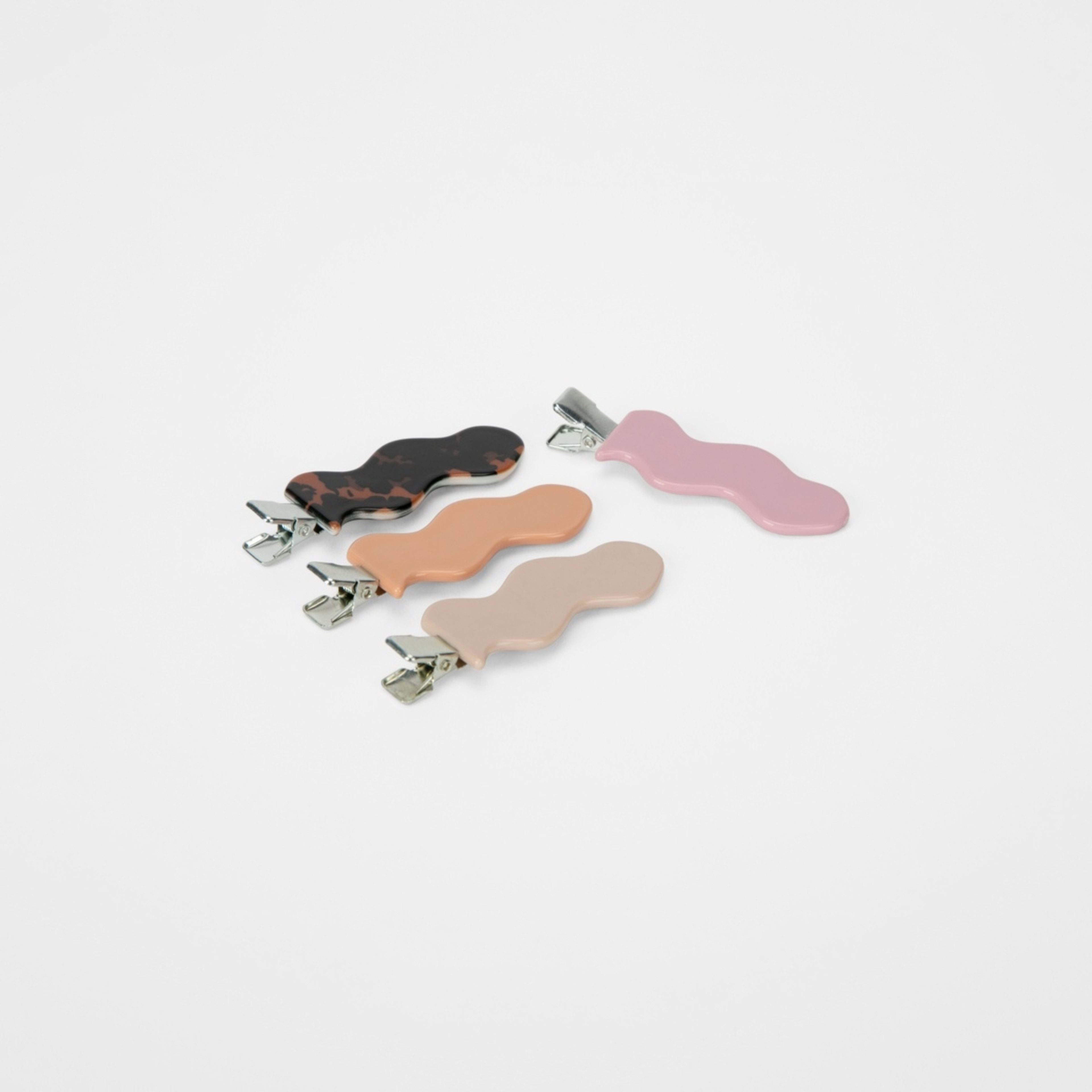 2 OXX Haircare 4 Pack No Crease Clips, 2 of 4