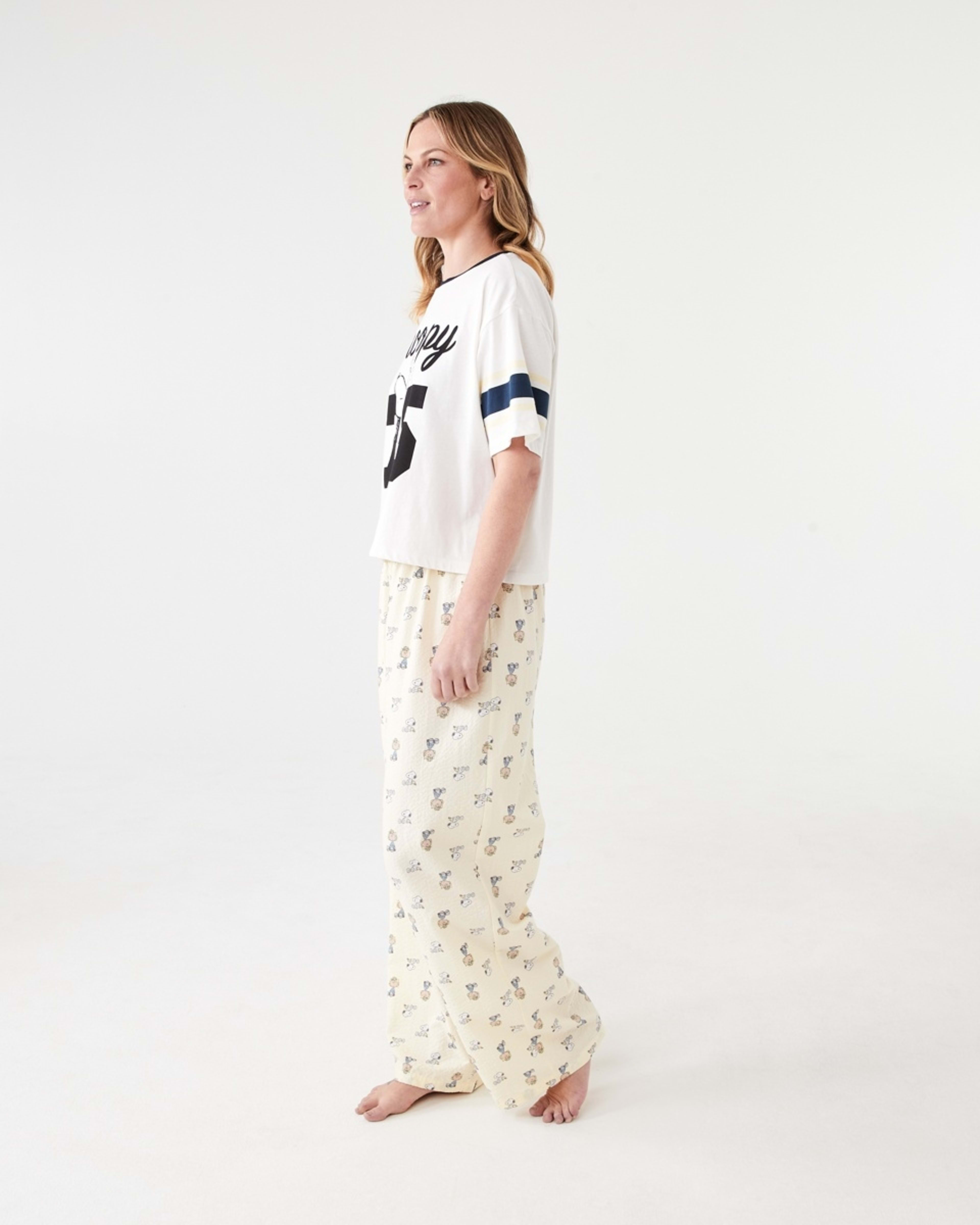2 Snoopy License Short Sleeve Knit Top and Woven Pants Pyjama Set 75 SNOOPY WHITE, 2 of 7