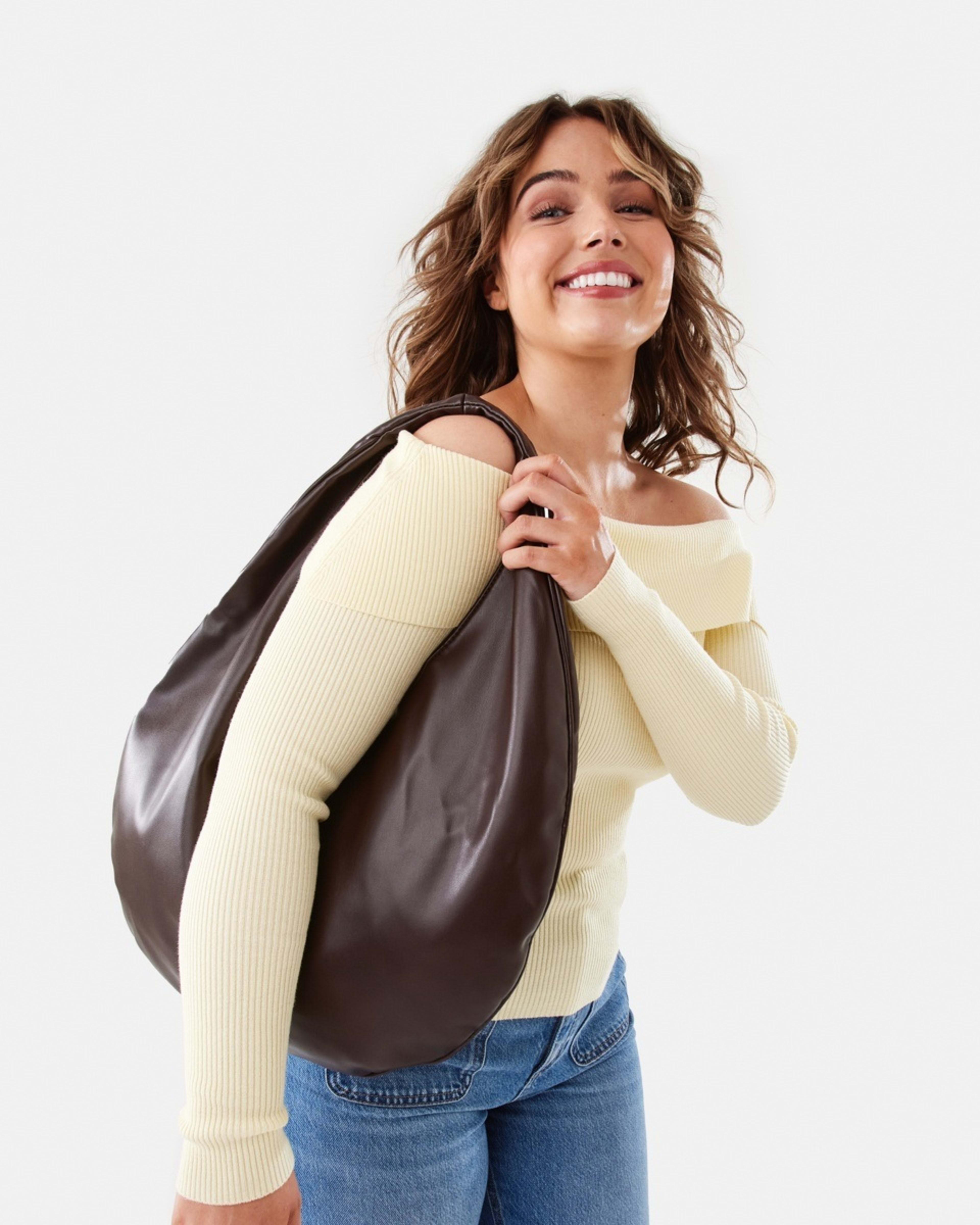 9 Zander Scoop Shoulder Bag CHOCOLATE PLUM, 9 of 9
