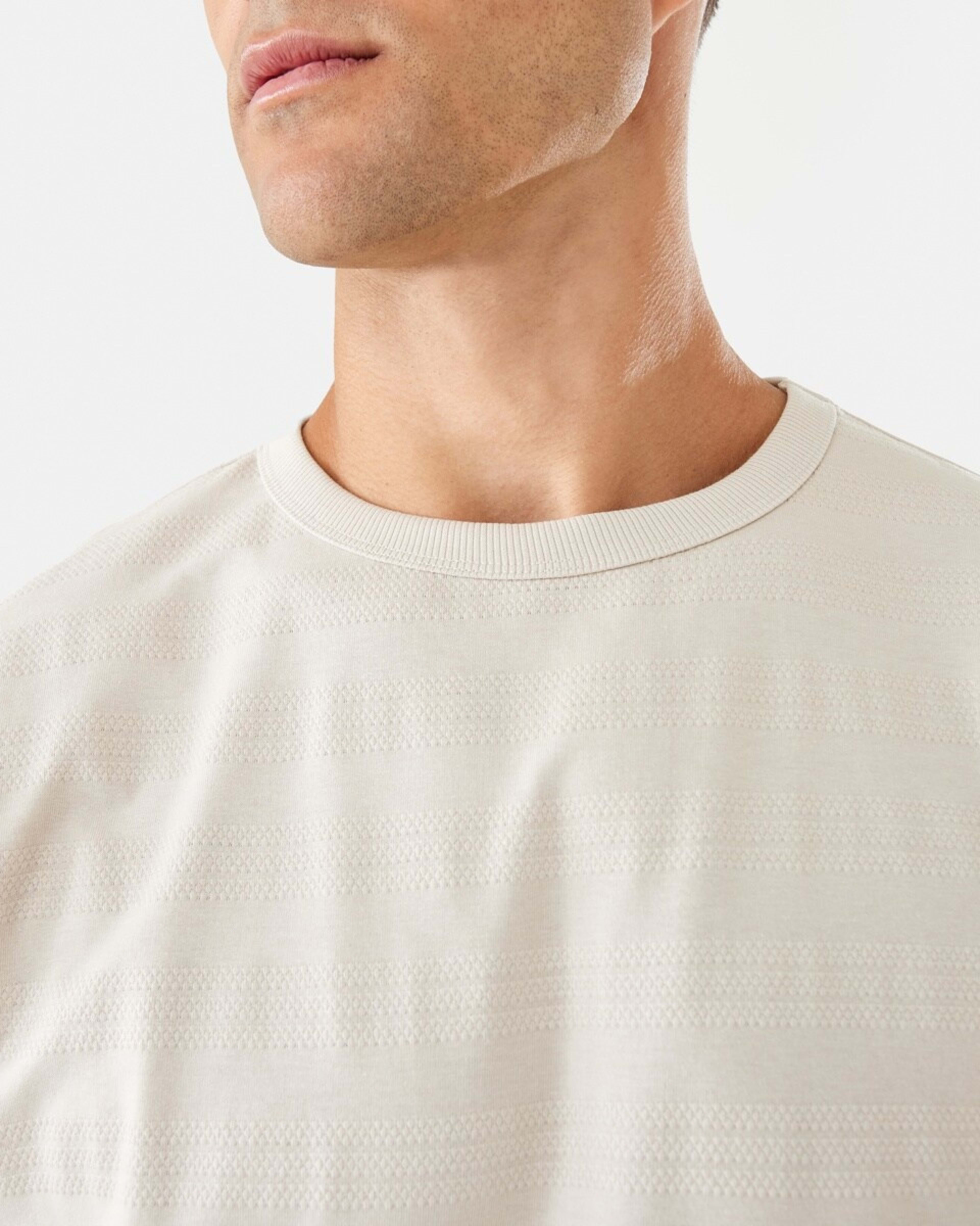 6 Oversized Textured T-shirt Bge Dune, 6 of 6