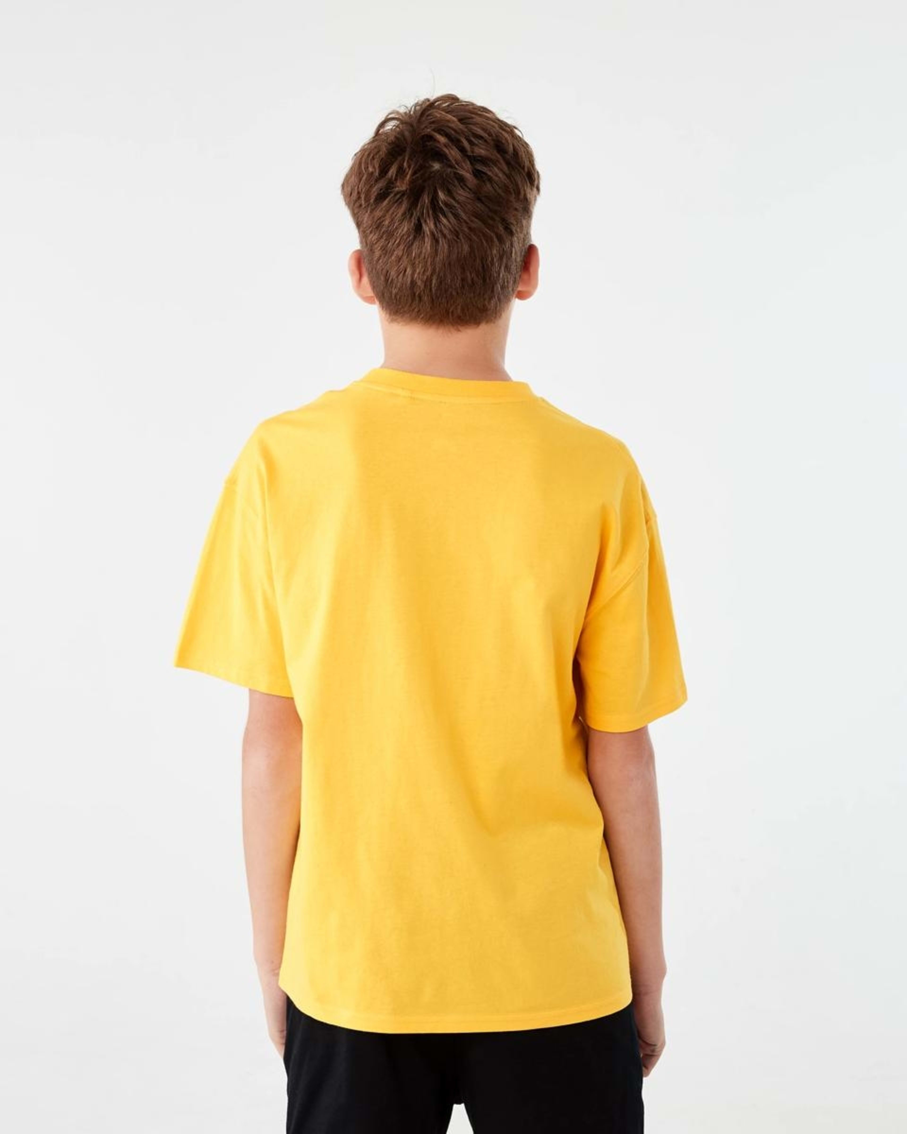 3 Official NBA Kids T-shirt YELLOW LAKERS TEE, 3 of 7