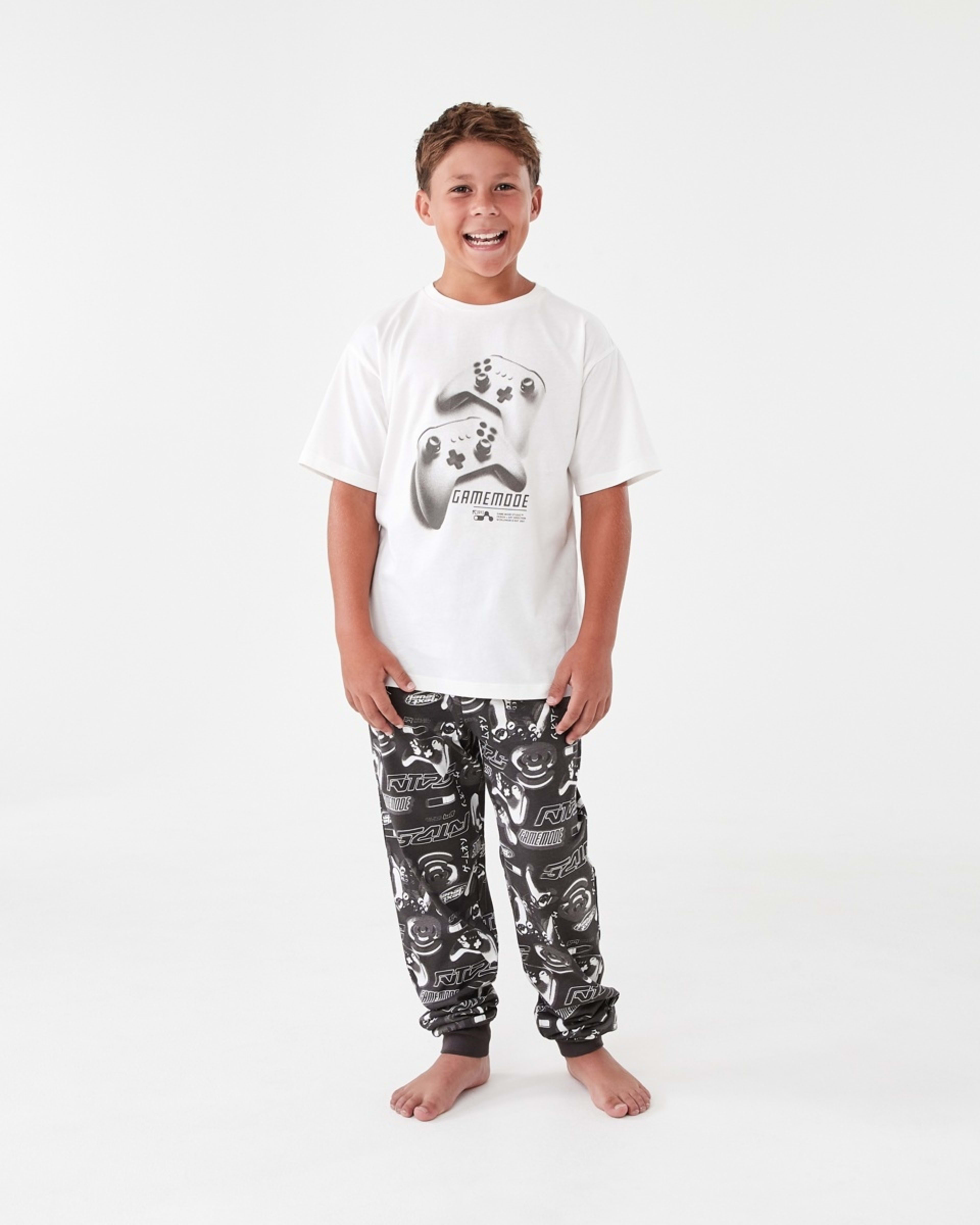 1 Short Sleeve Top and Long Pants Pyjama Set Grey Gamer, 1 of 5