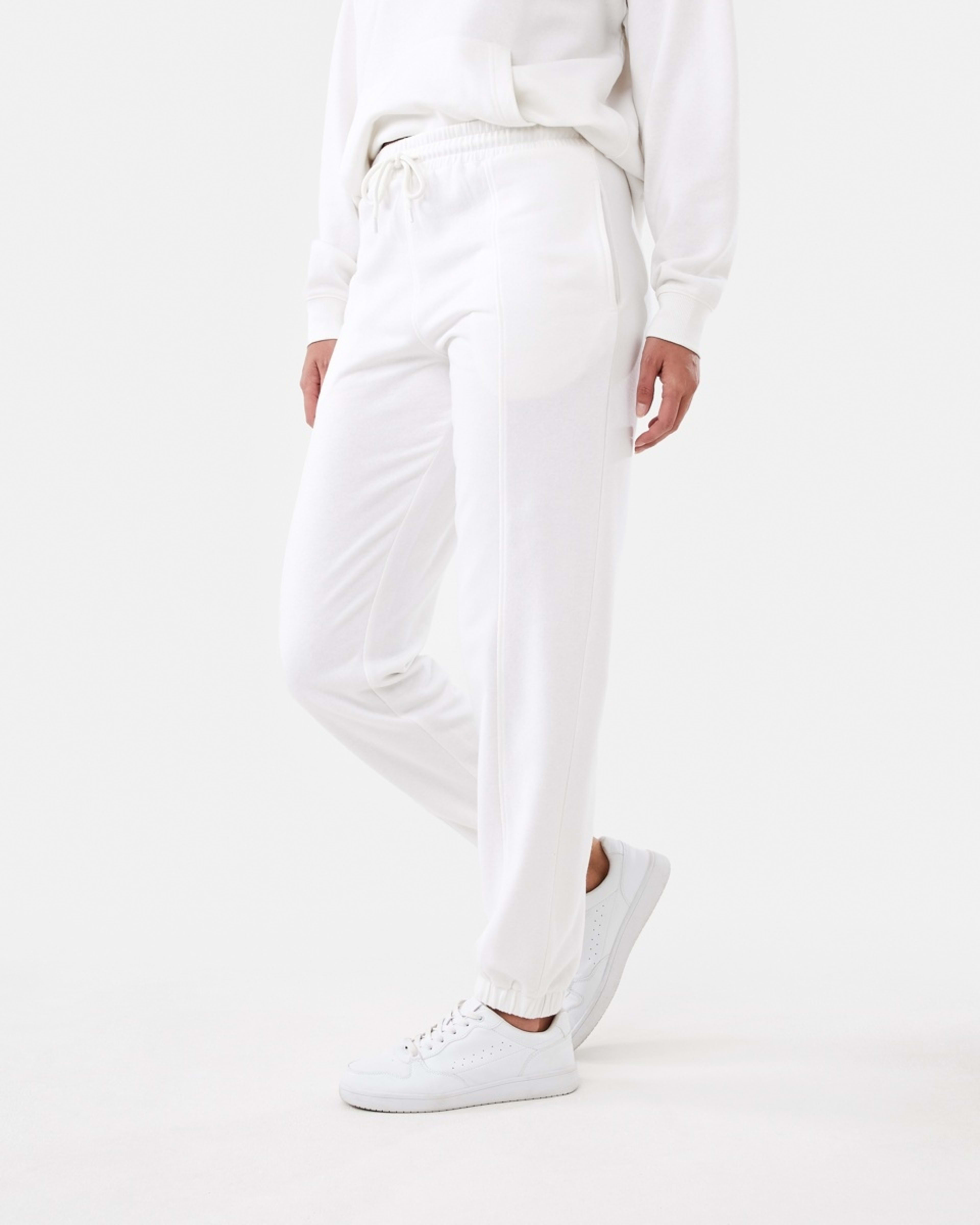 2 Active Womens Cuffed Trackpants ECRU, 2 of 5