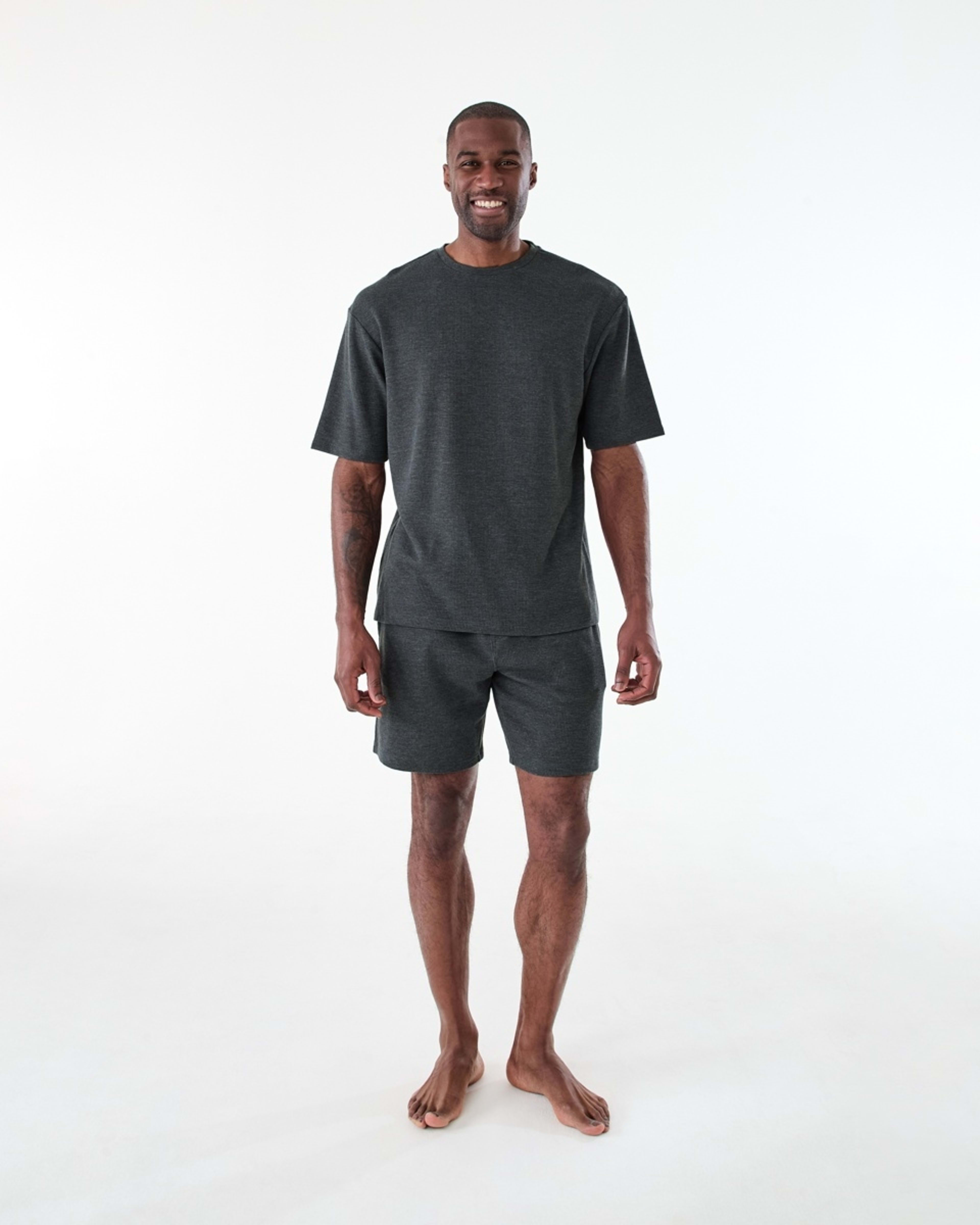 8 Short Sleeve Oversized T-shirt and Shorts Pyjama Set CHAR MARLE, 8 of 8