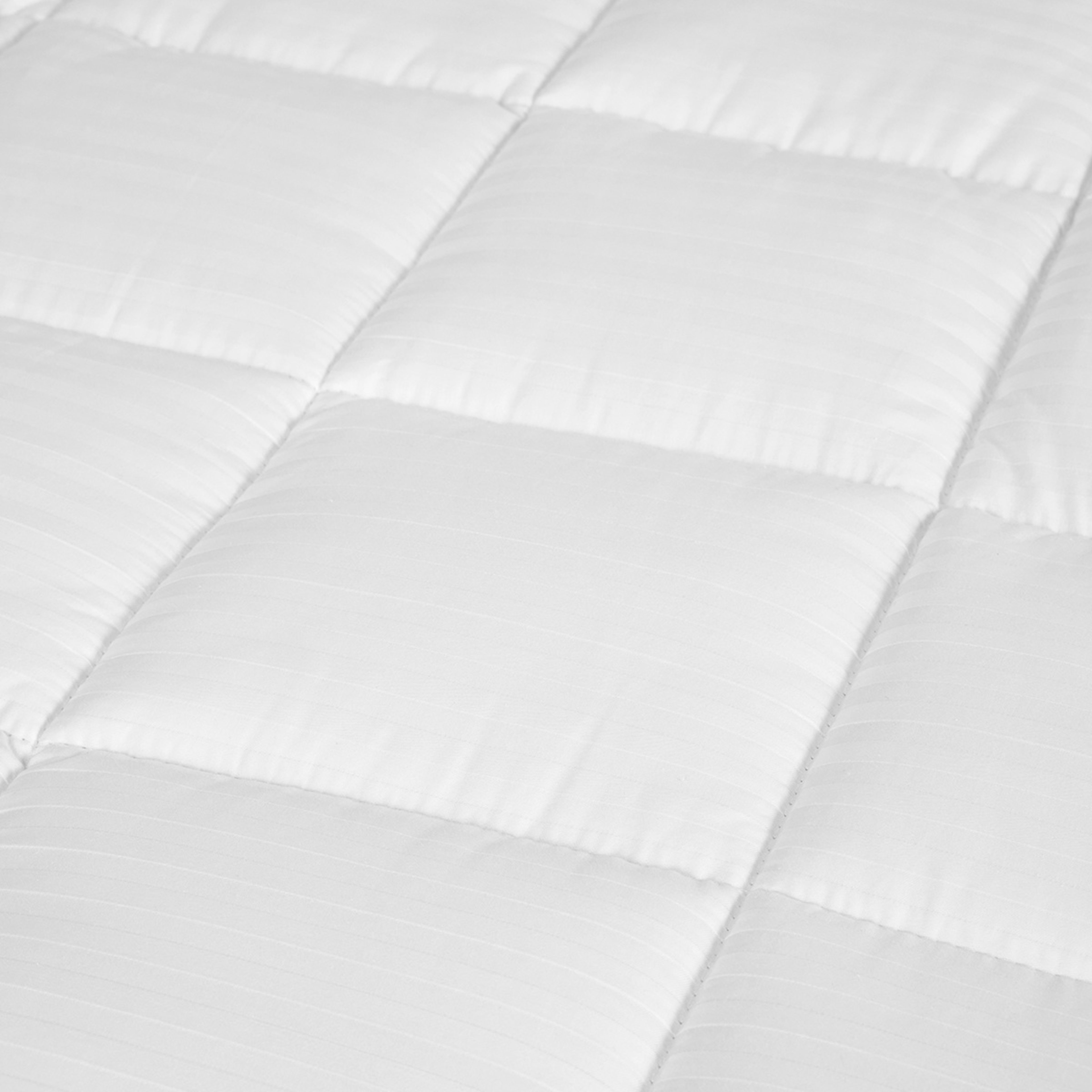 4 High Loft Mattress Topper - Queen Bed, White, 4 of 5