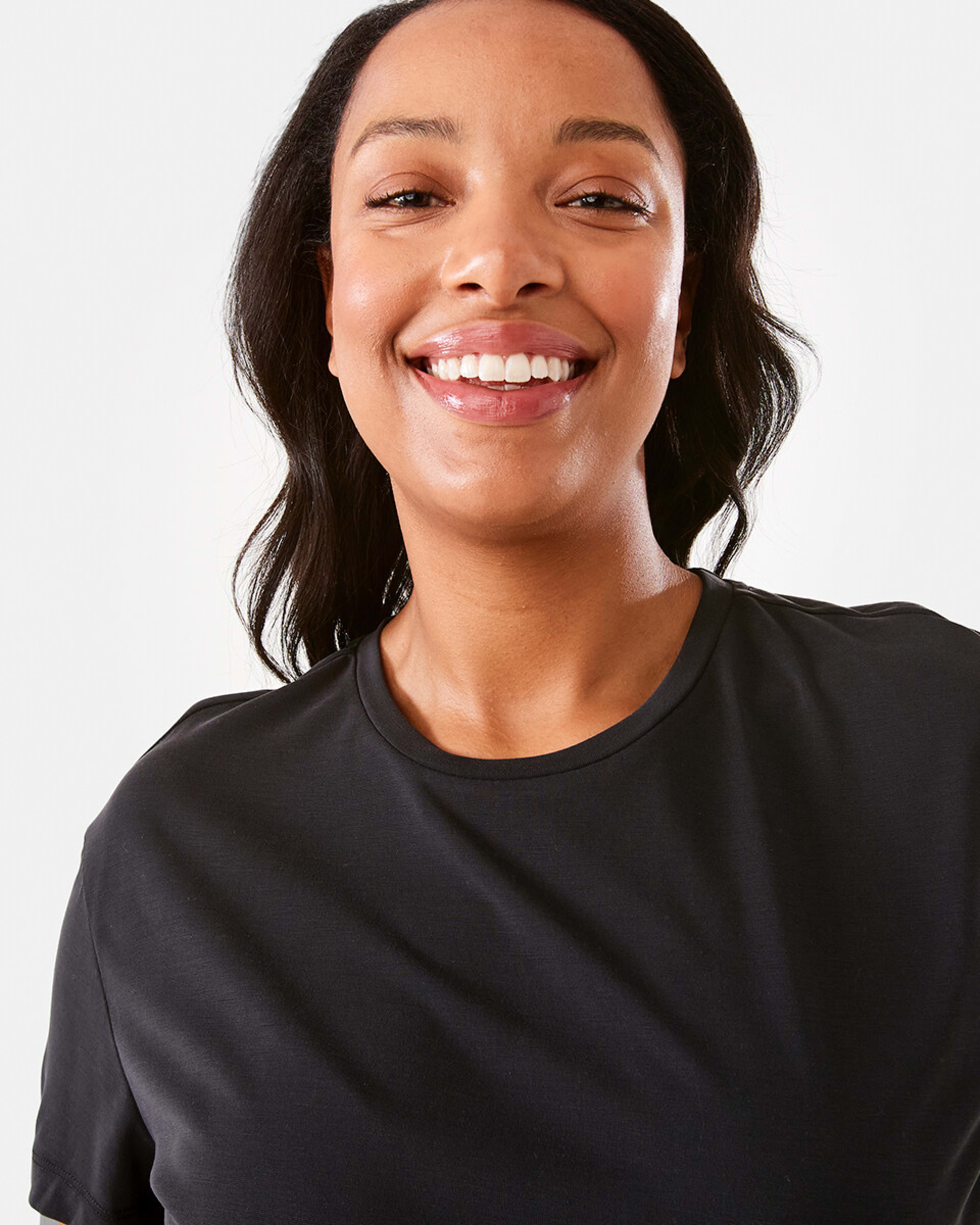 4 Short Sleeve Drape T-shirt Black, 4 of 6
