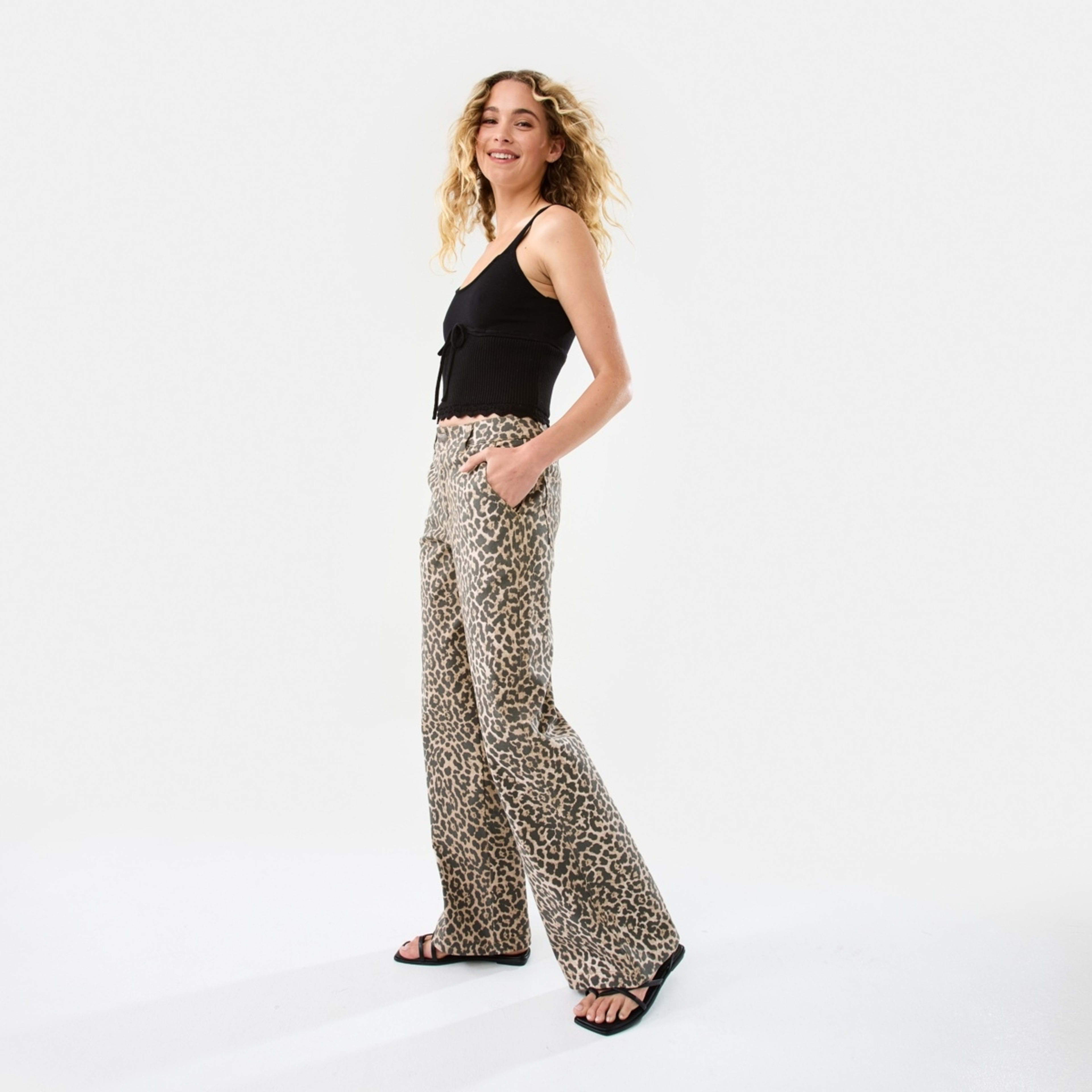 5 Leopard Jeans Leopard, 5 of 10