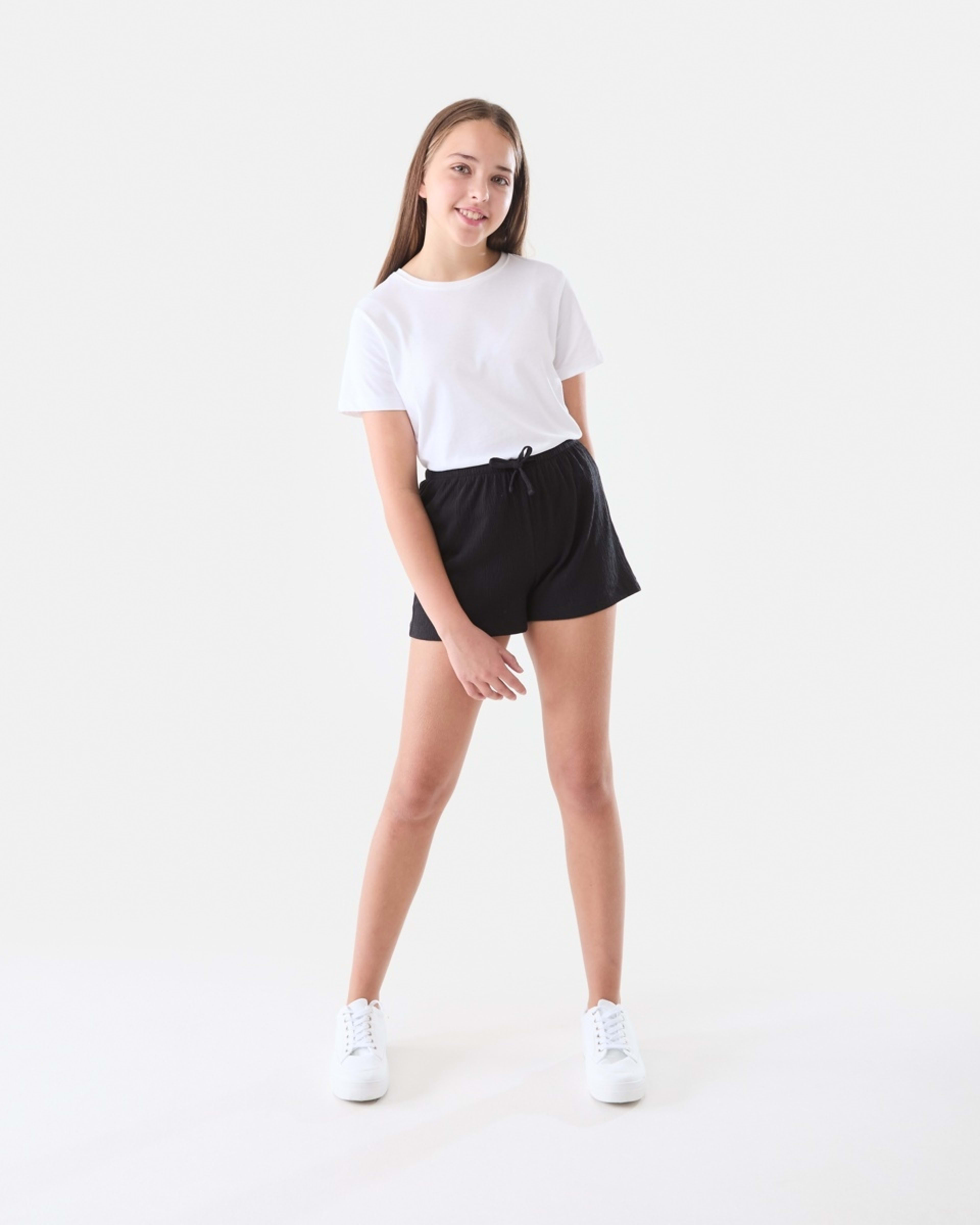 5 Crinkle Shorts Black, 5 of 6