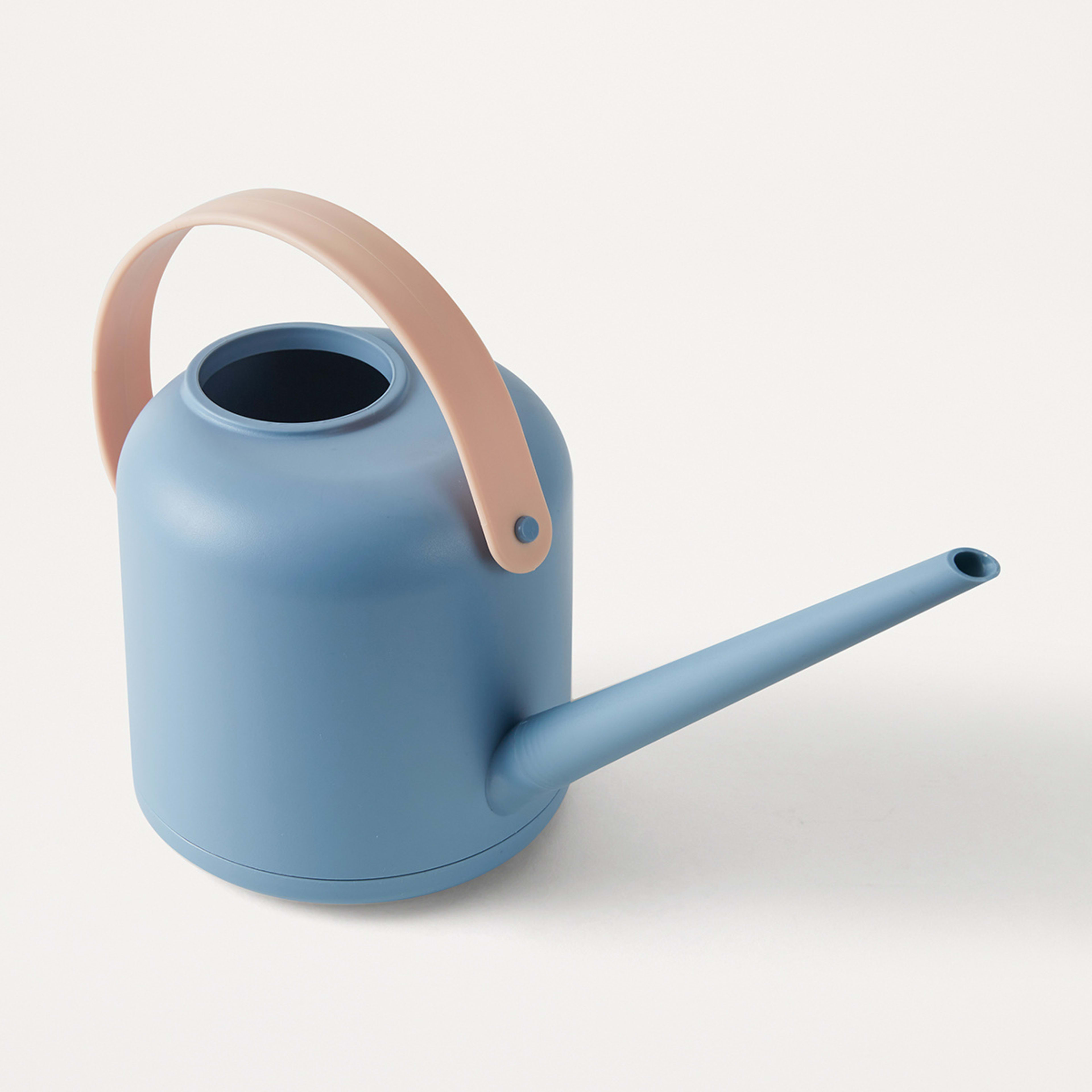 1 Plastic Watering Can