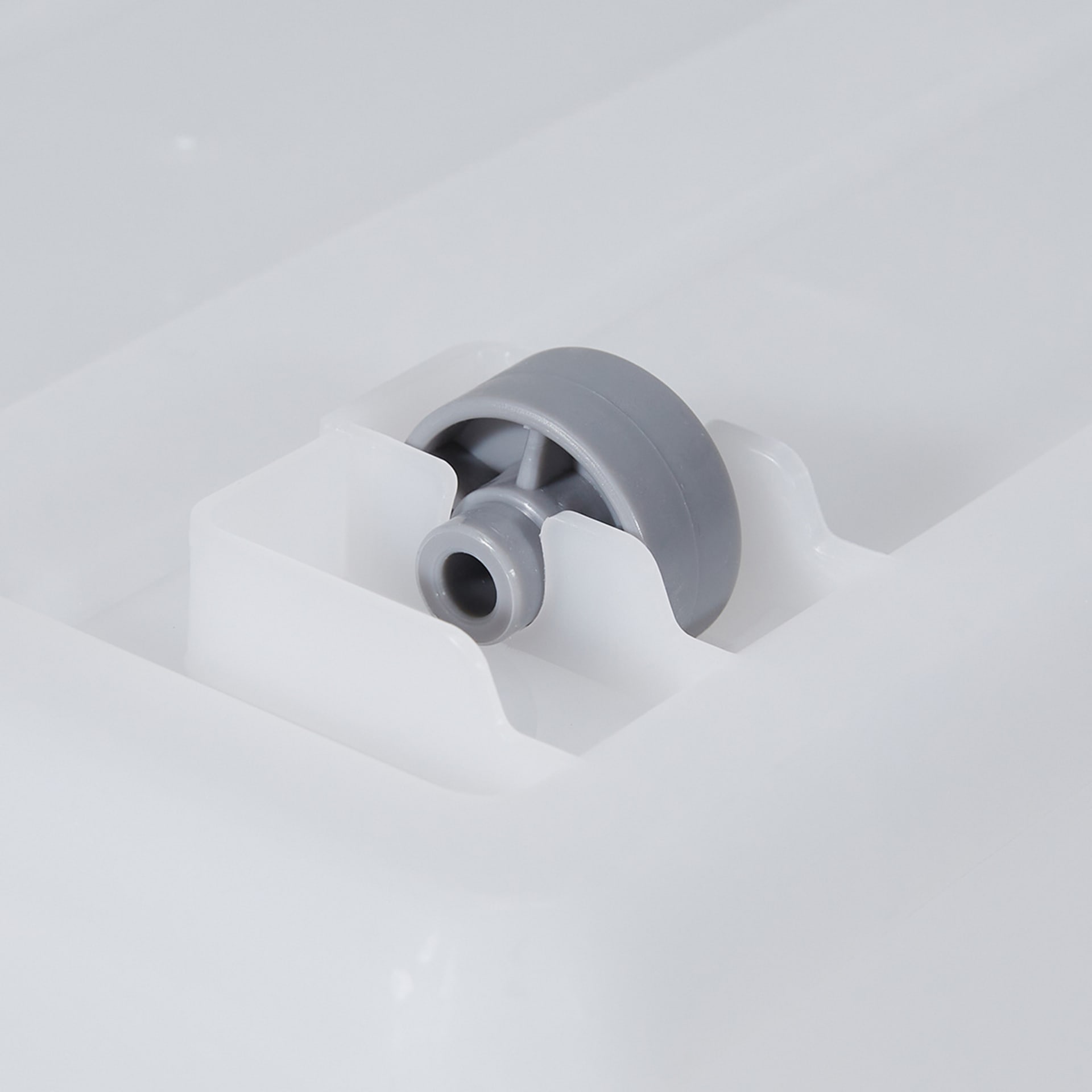 52L Storage Tub on Wheels Kmart