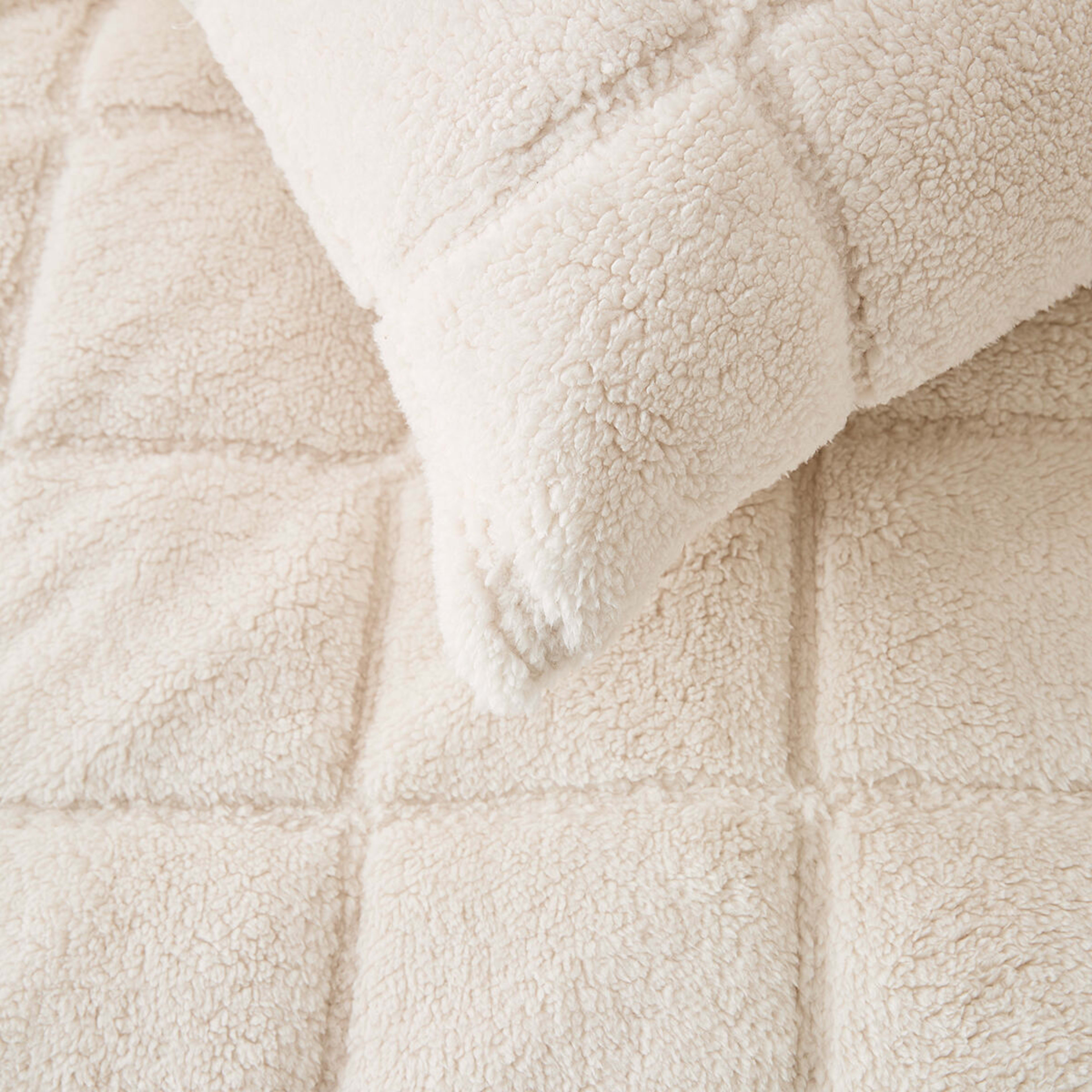 4 Hendrick Reversible Comforter Set - Queen Bed, Beige, 4 of 8
