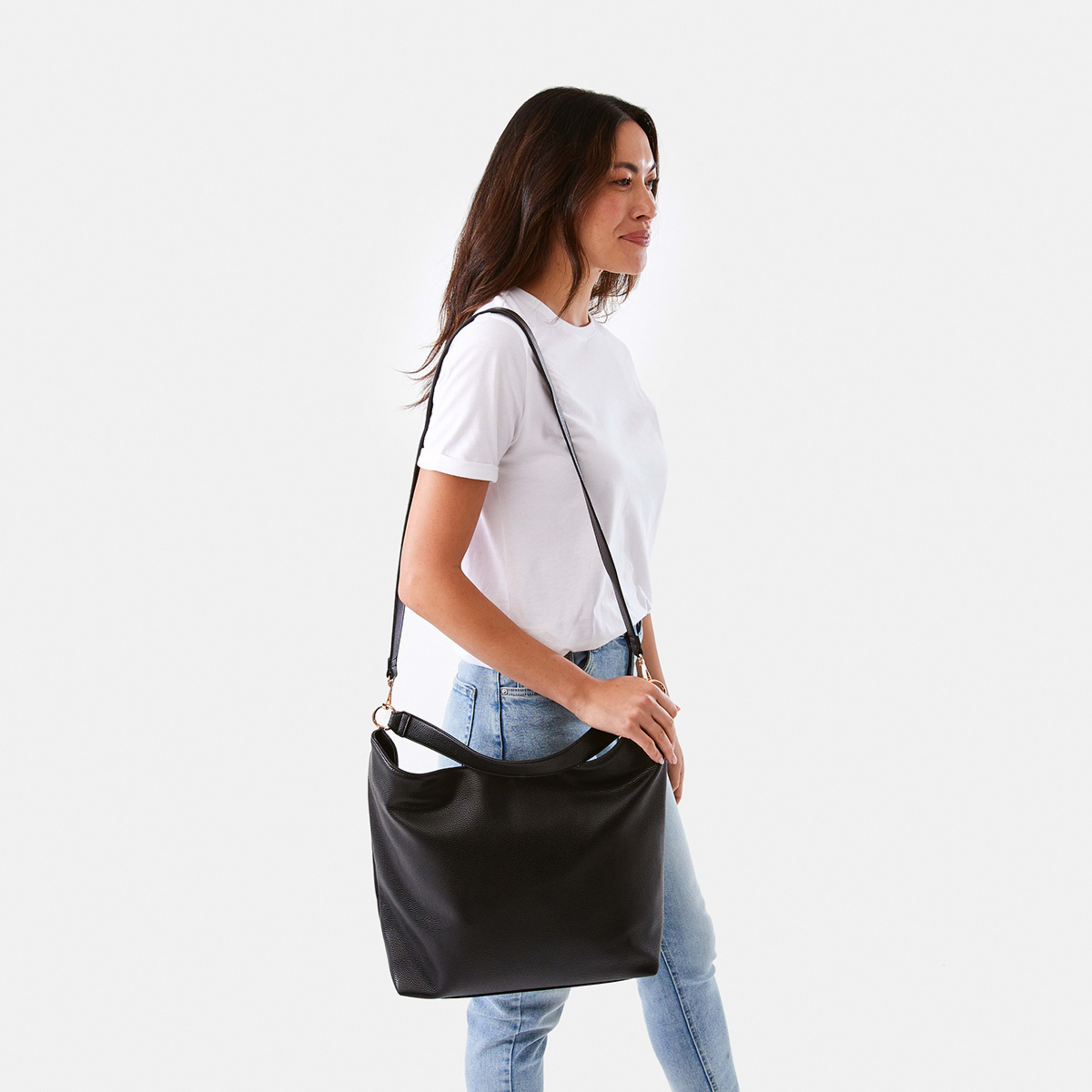 7 Shoulder Bag Black, 7 of 7