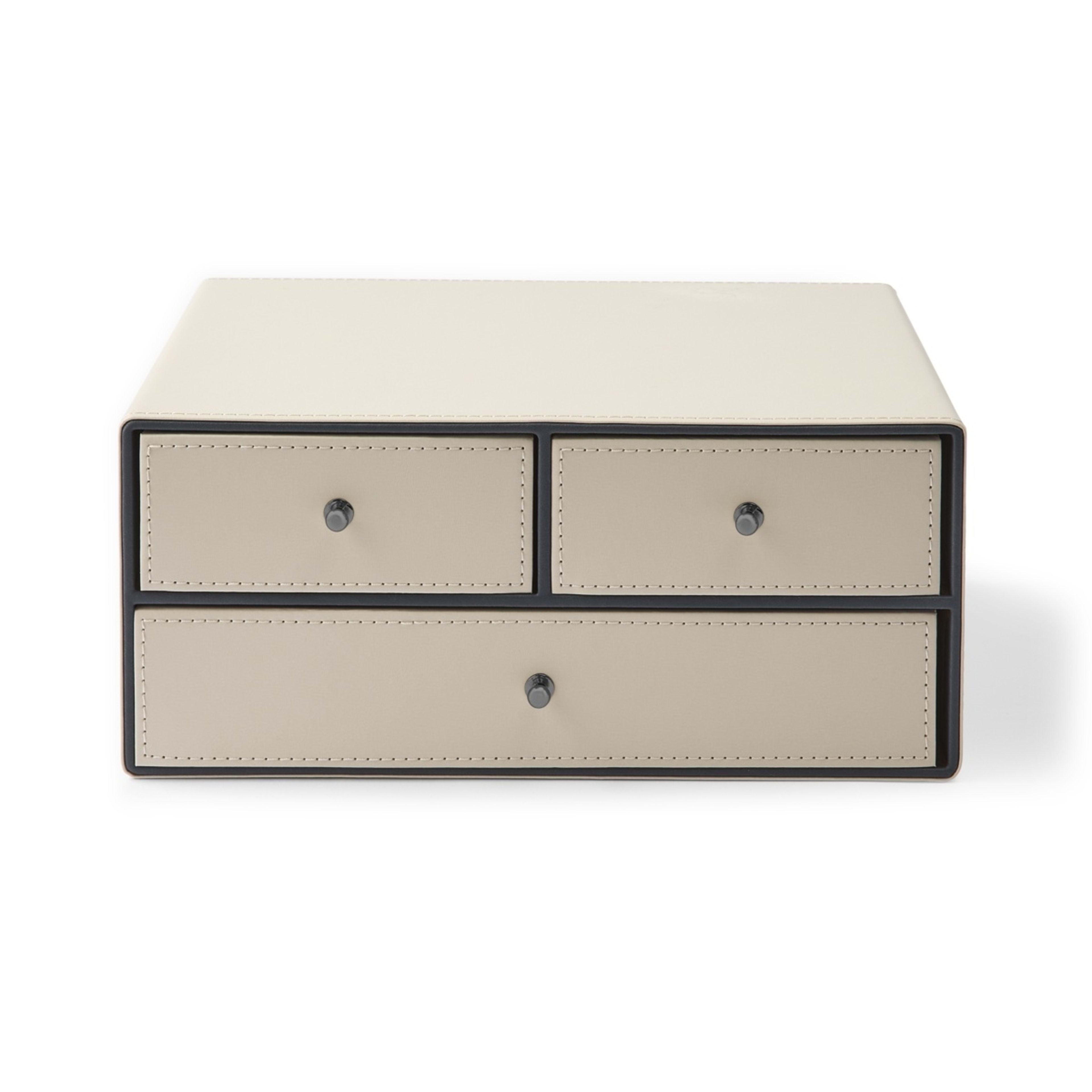 4 Lined Jewellery Box, 4 of 10