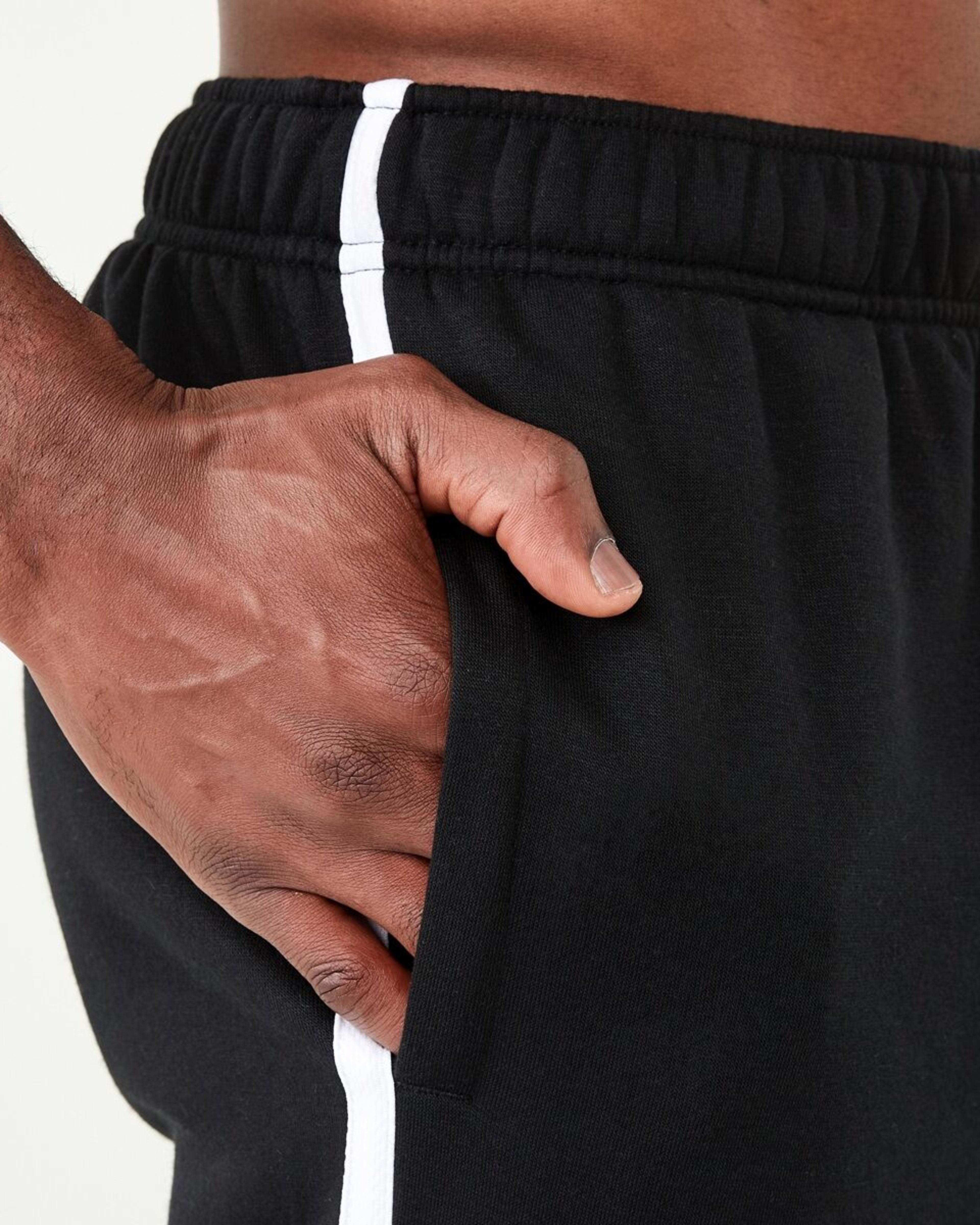 5 Active Tape Trim Trackpants Black, 5 of 5