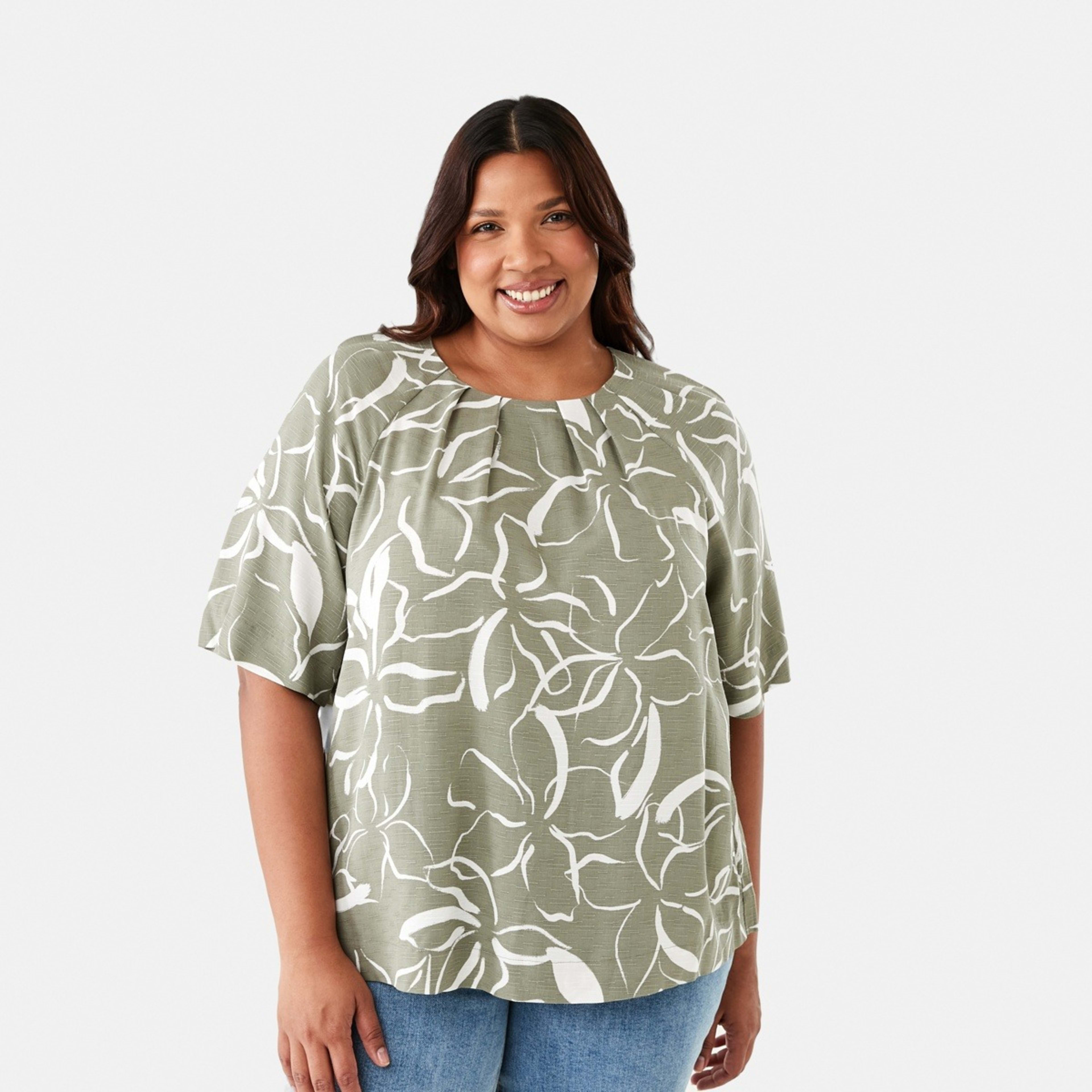 1 Curve Short Sleeve Tuck Top Sketch Floral Pavement Grey, 1 of 6