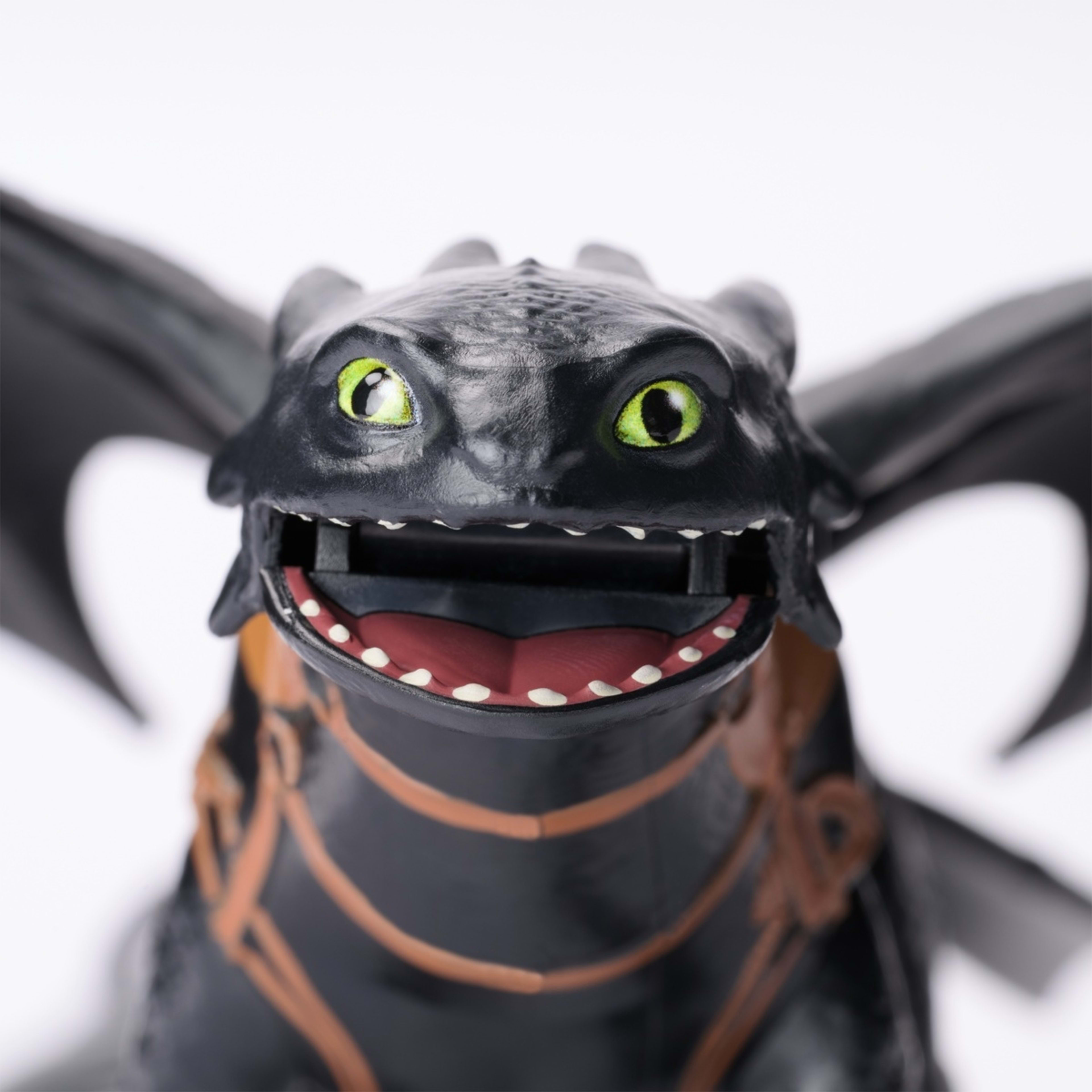 5 How To Train Your Dragon Toothless and Hiccup Action Figure Set, 5 of 10