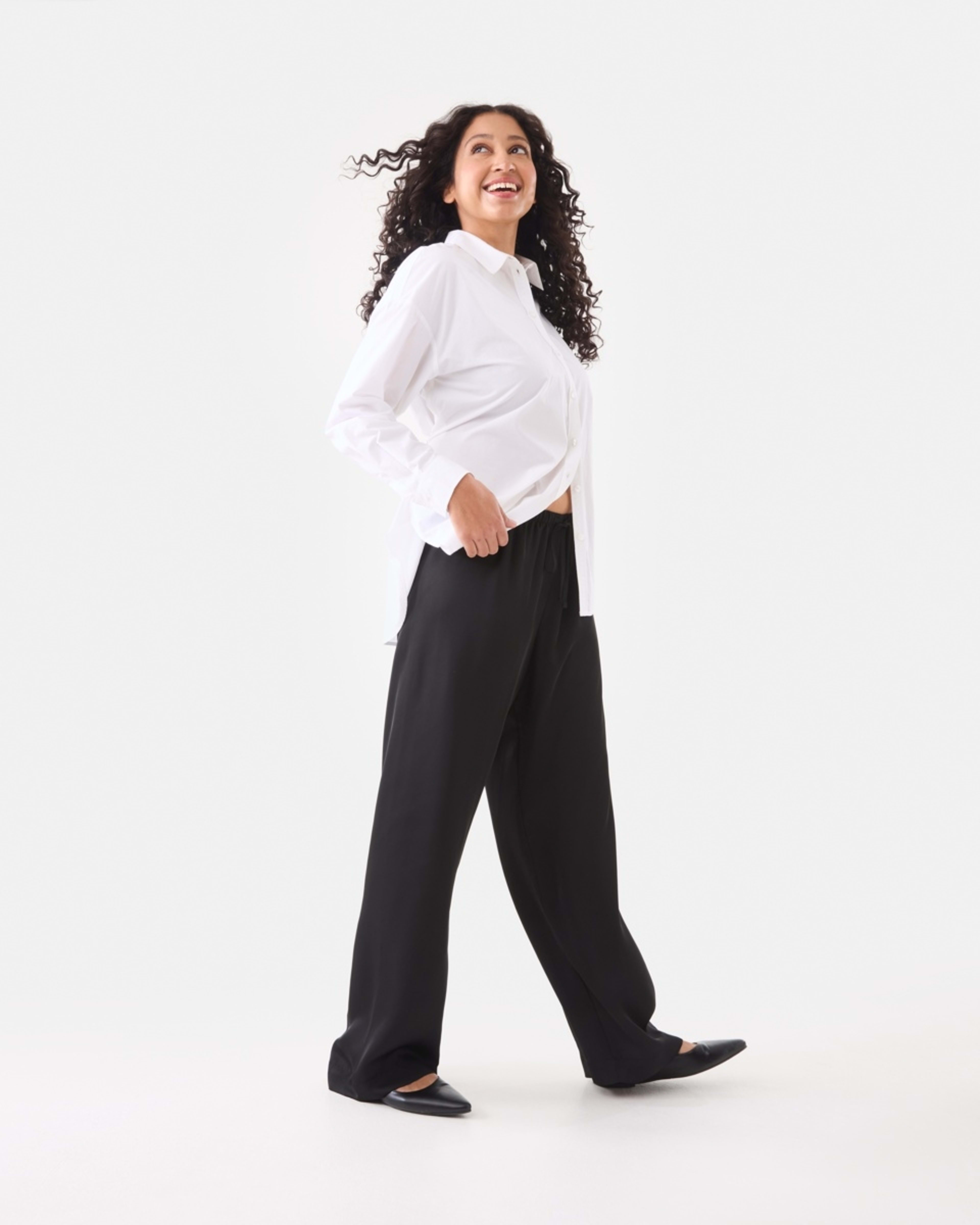 3 Tie Waist Satin Pants Black, 3 of 5