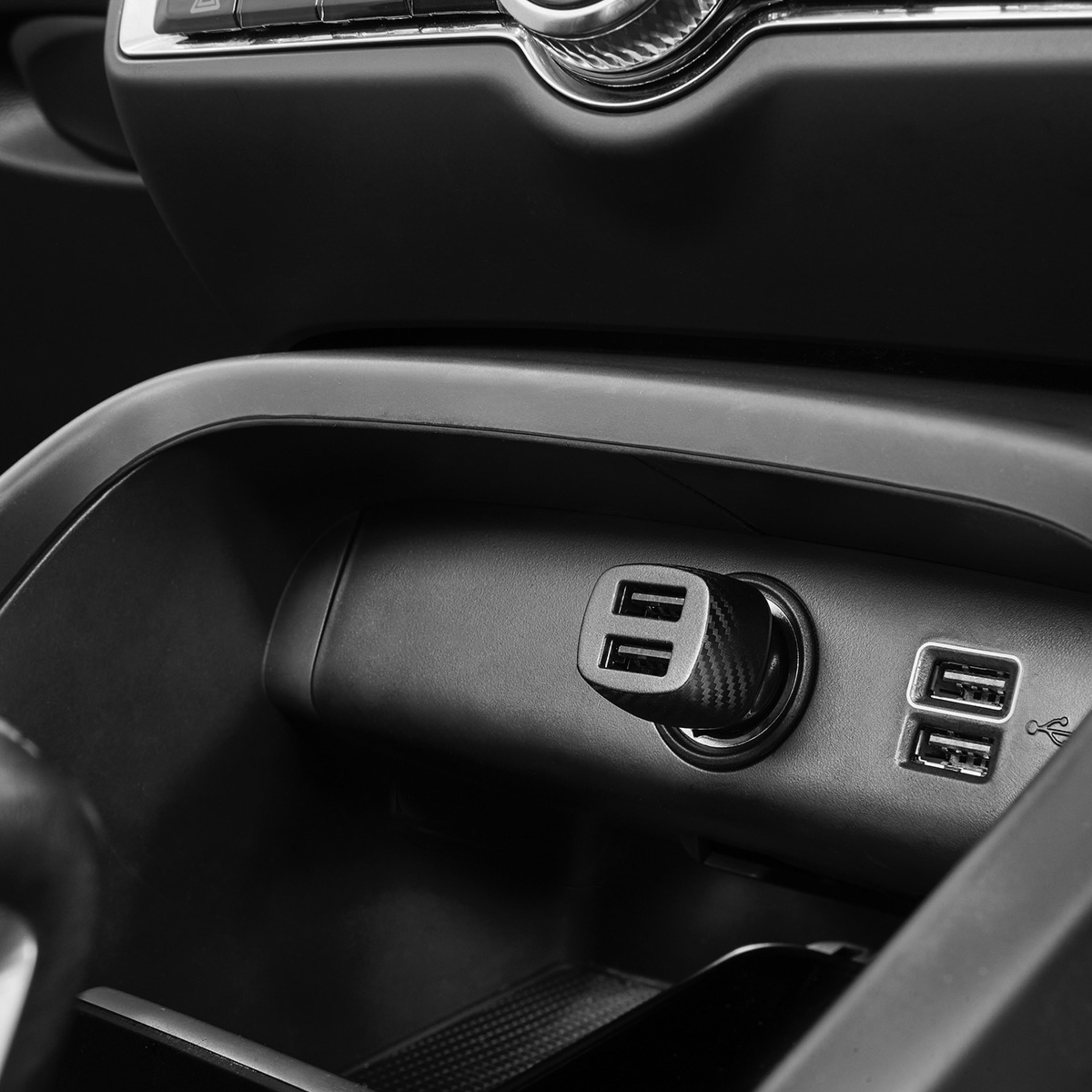 1 USB-A 2 Port Car Charger