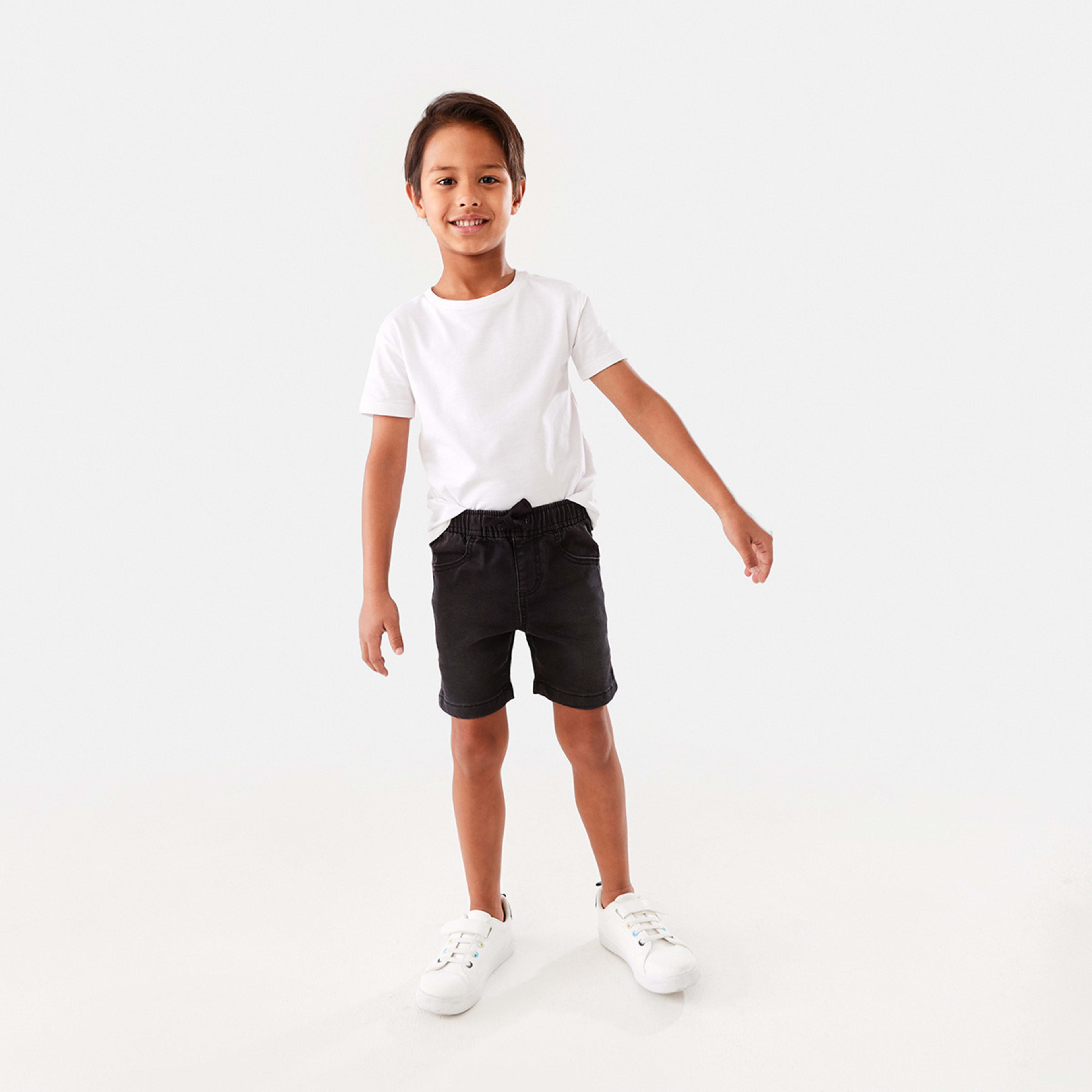 4 Knit Denim Shorts Black Wash, 4 of 7