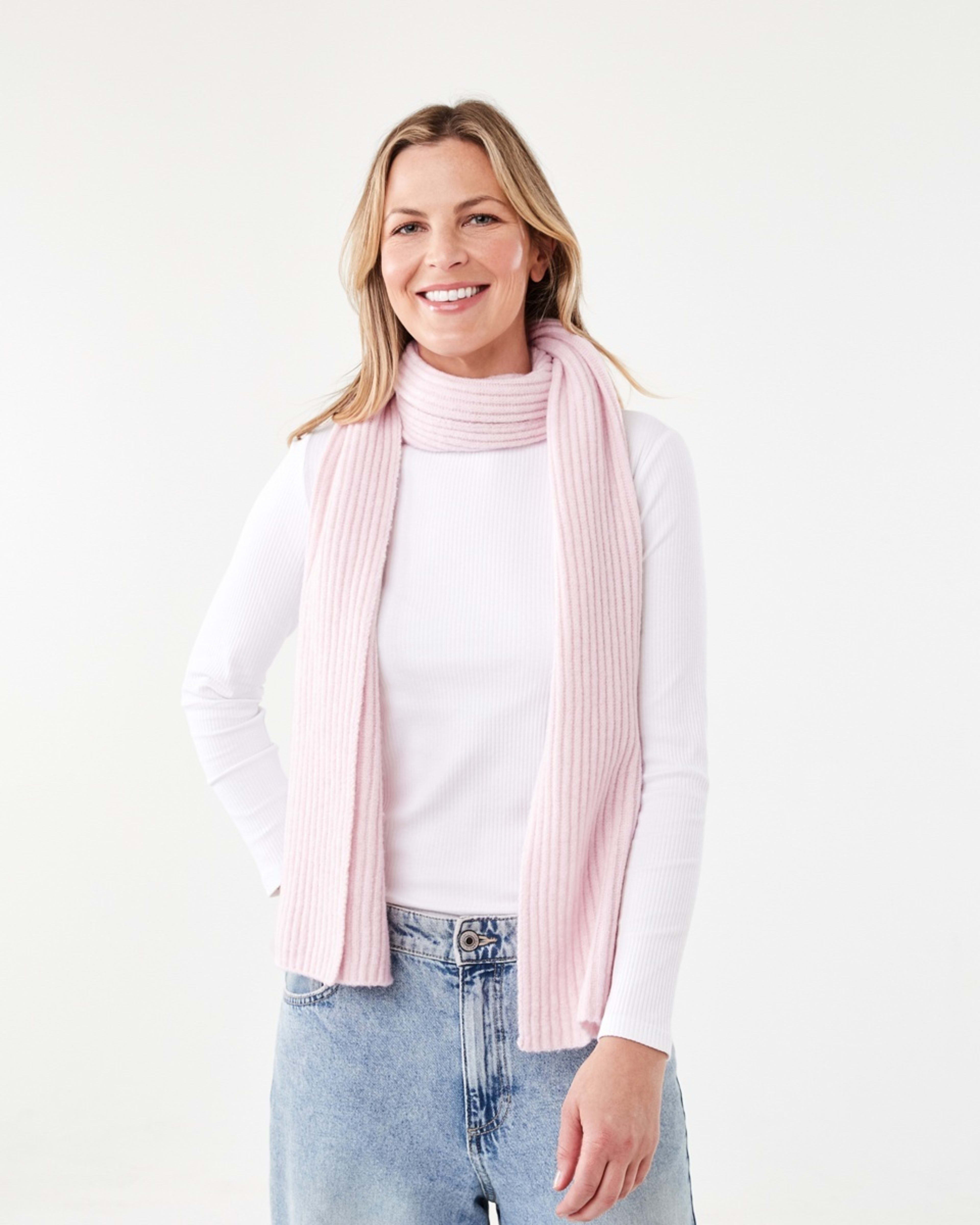3 Basic Rib Scarf Soft Pink, 3 of 3