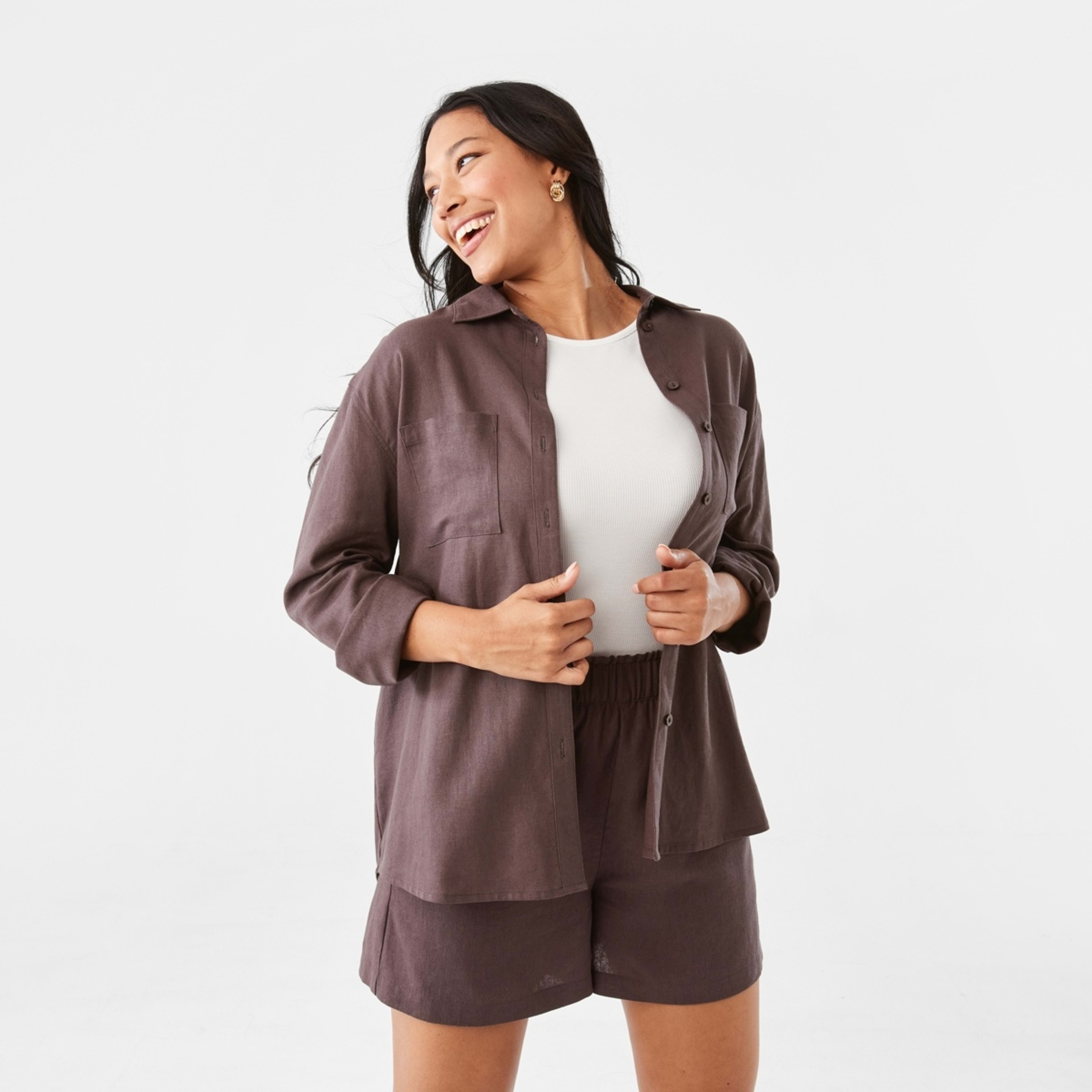 1 Long Sleeve Linen Blend Shirt Espresso, 1 of 11
