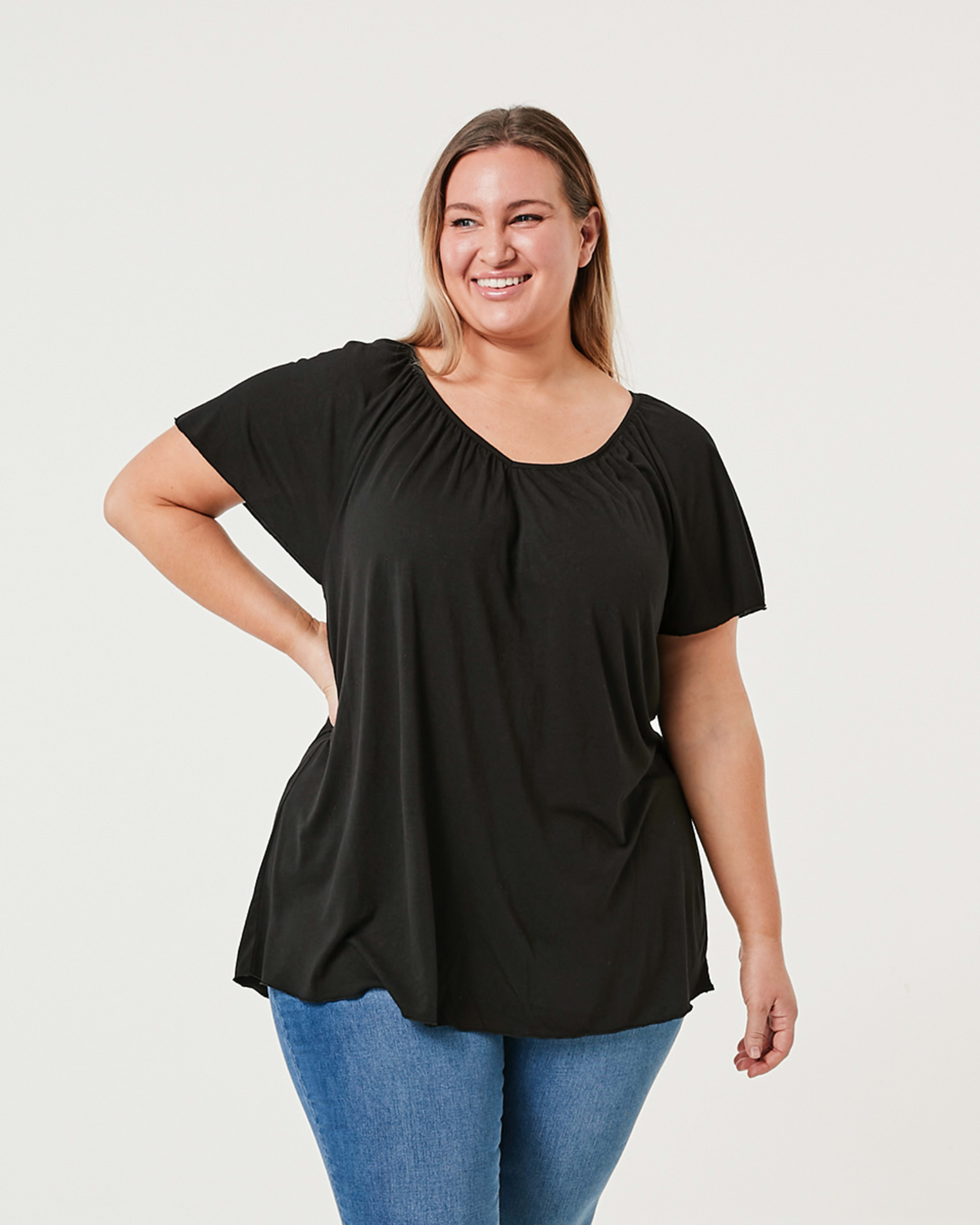 2 Curve Short Flutter Sleeve T-shirt Black, 2 of 5