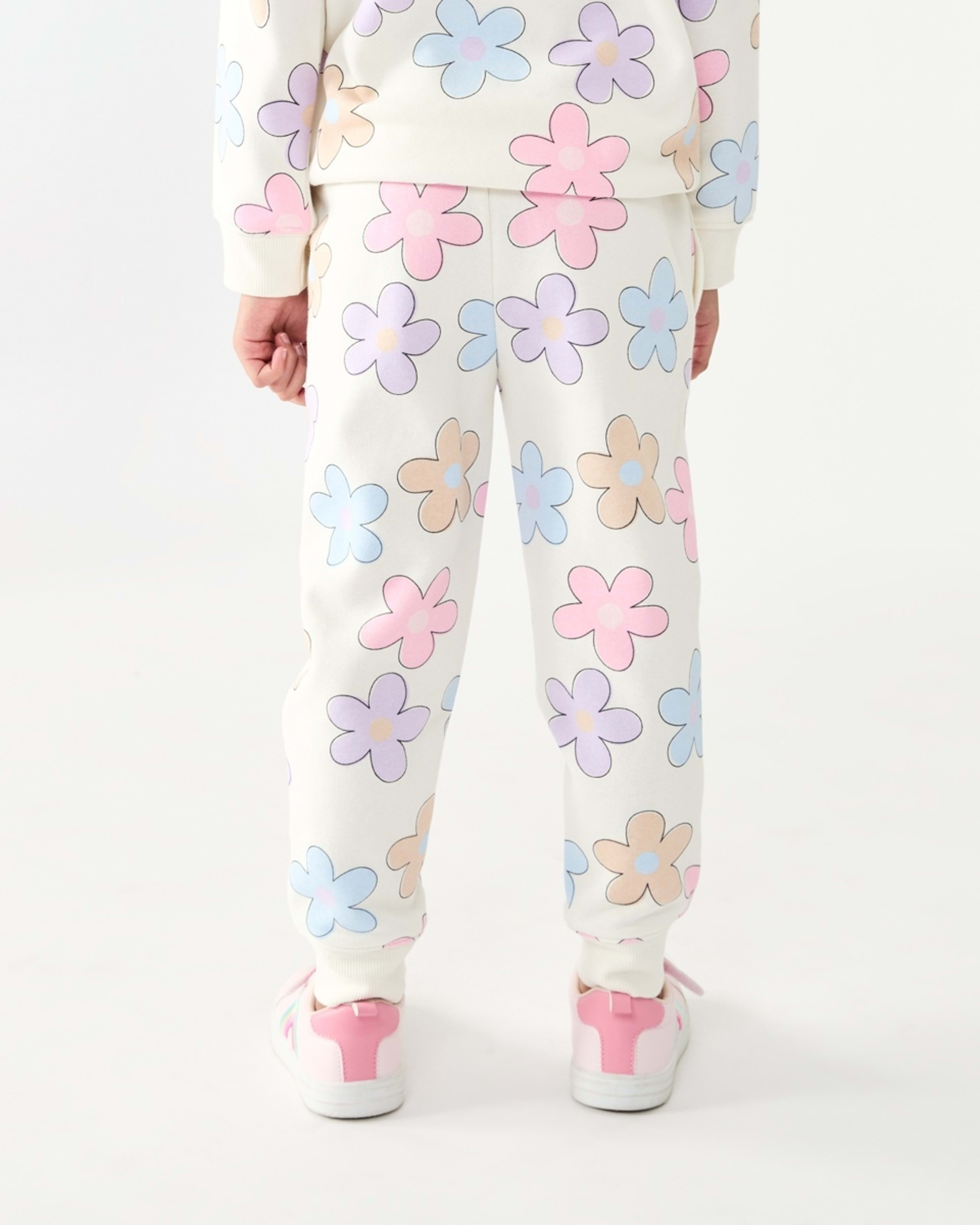 2 Trackpants Petals, 2 of 8