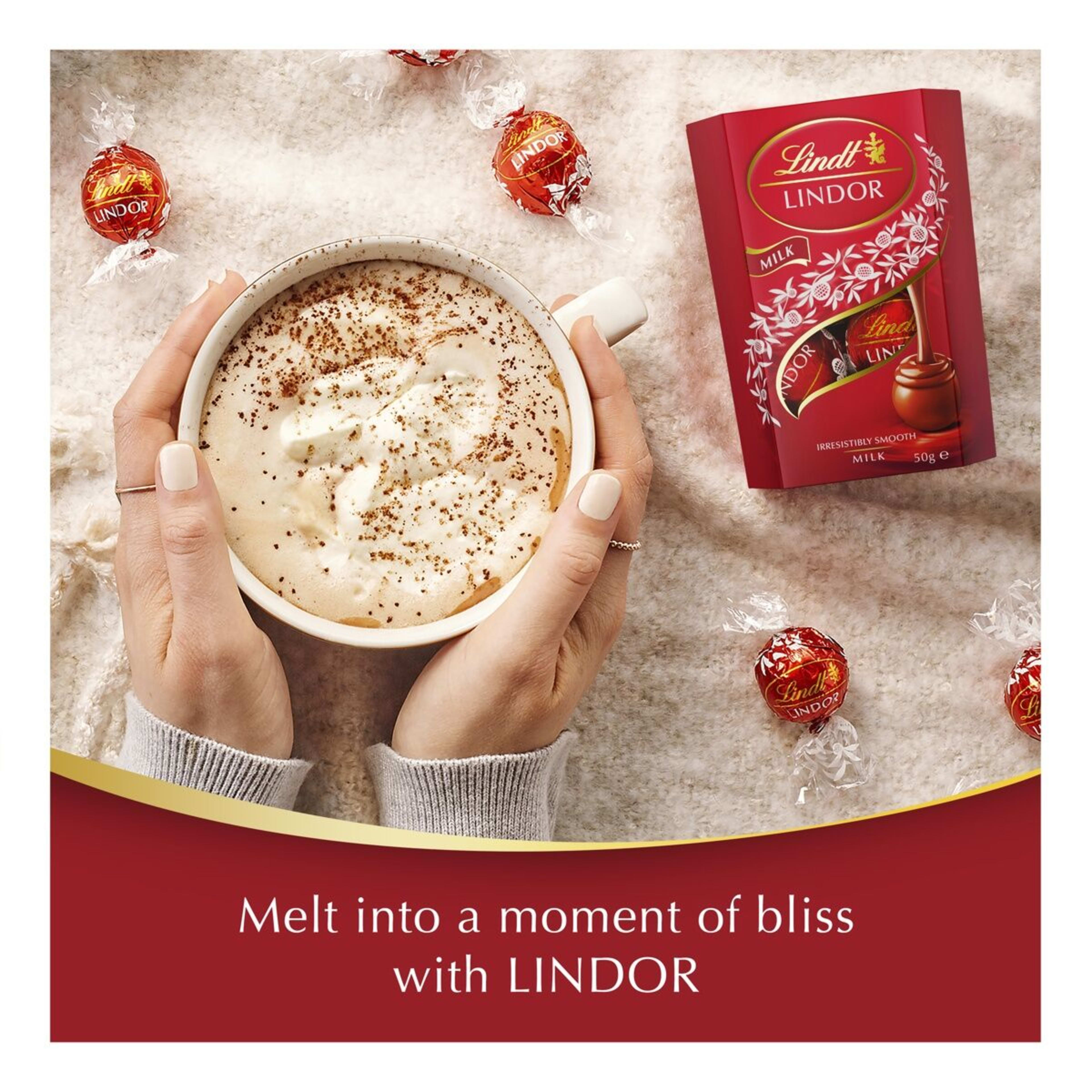 8 Lindt LINDOR Milk Chocolate Cornet 50g, 8 of 8