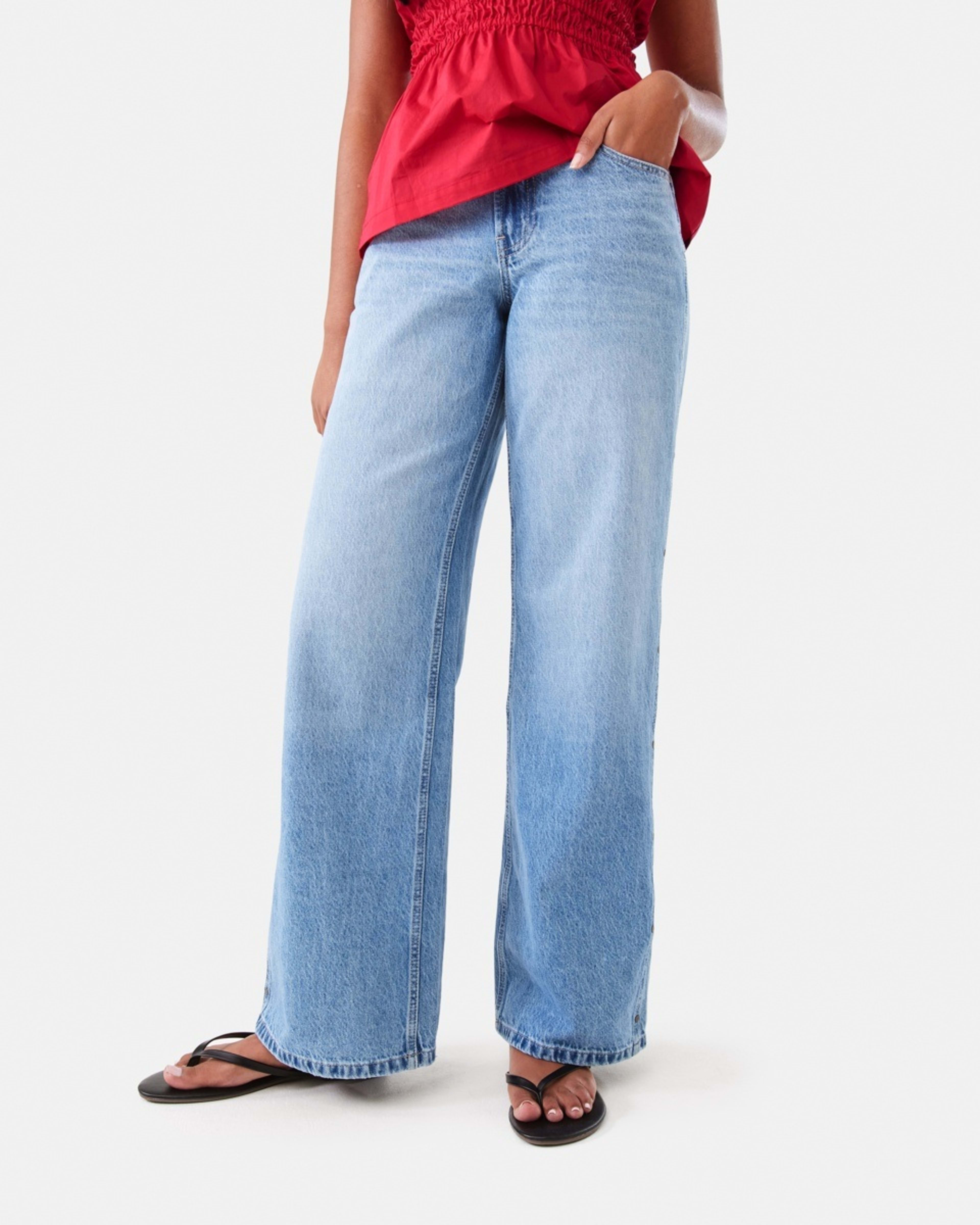 1 Straight Leg Stud Jeans Mid Wash