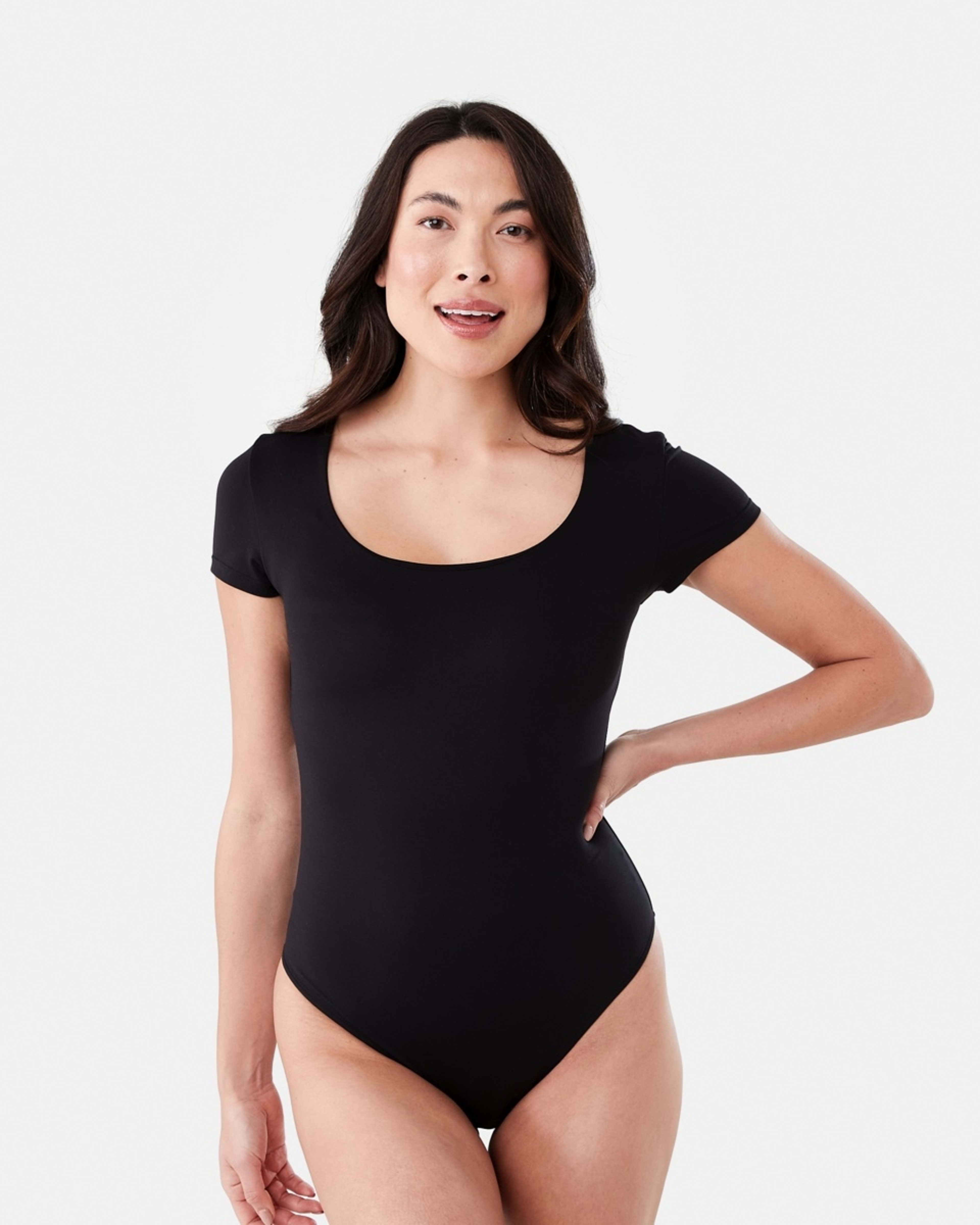 1 Short Sleeve Scoop Neck Bodysuit BLACK