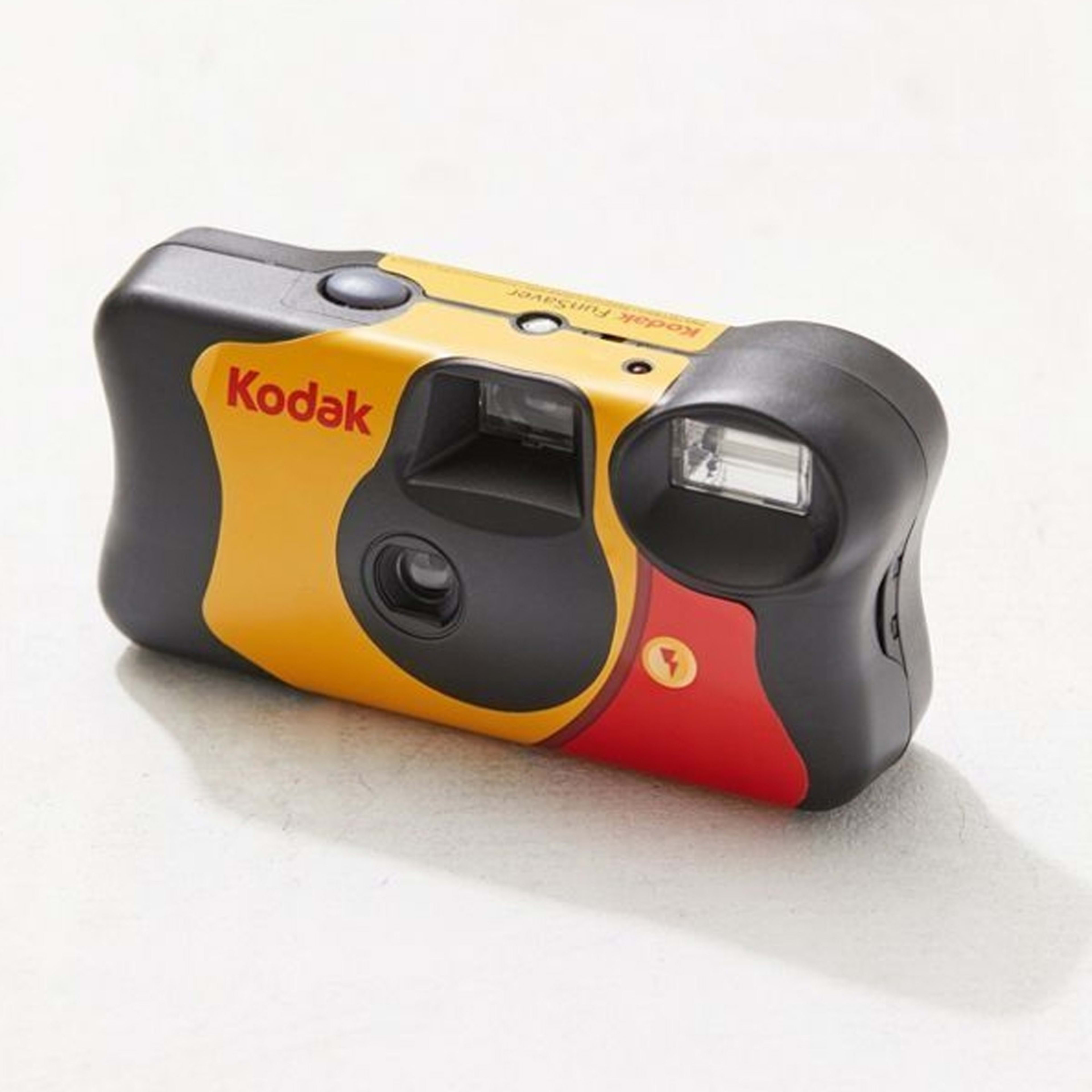 3 3 Pack Kodak Fun Saver Single Use Cameras, 3 of 8