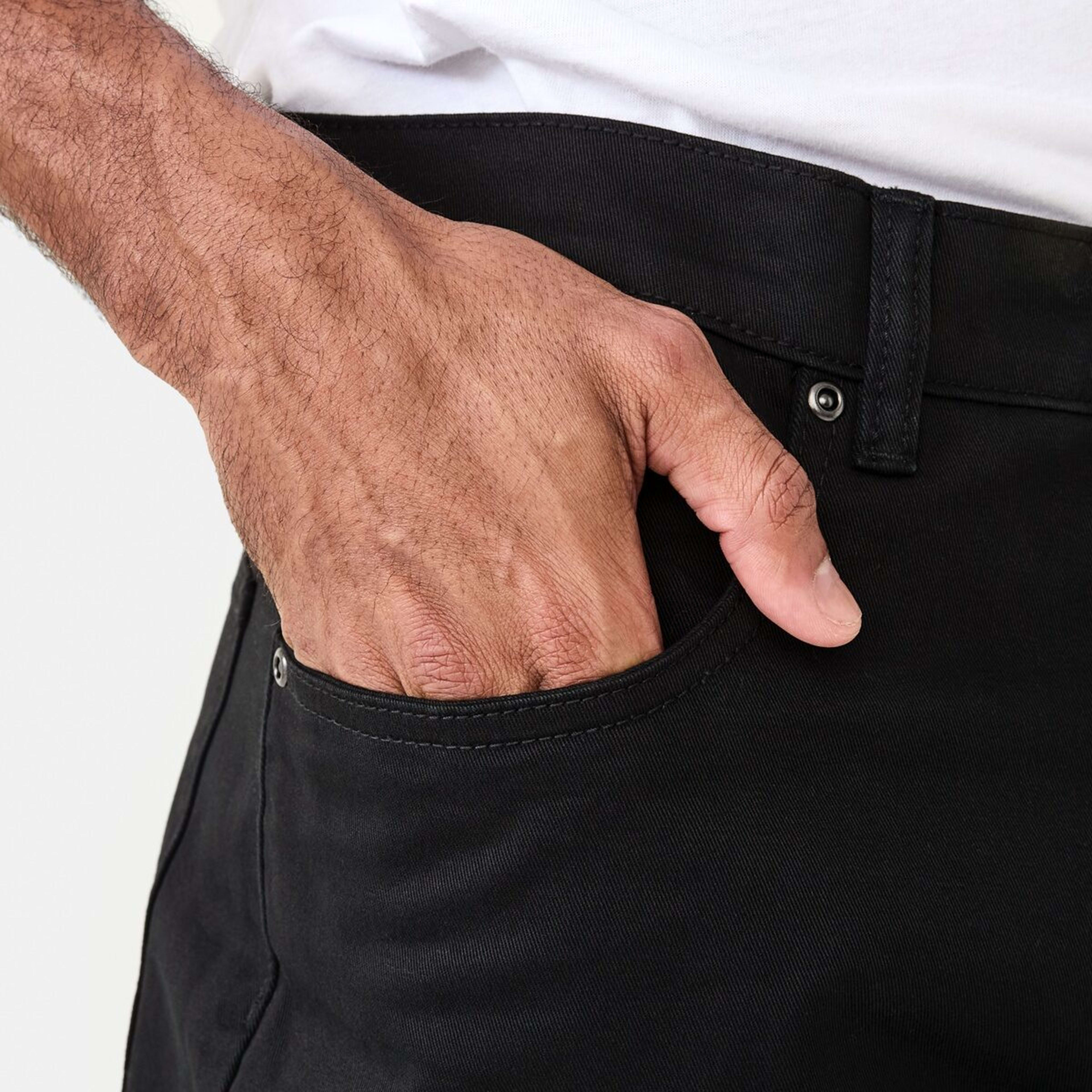 5 Regular Straight Coloured Jeans Solid Black, 5 of 6
