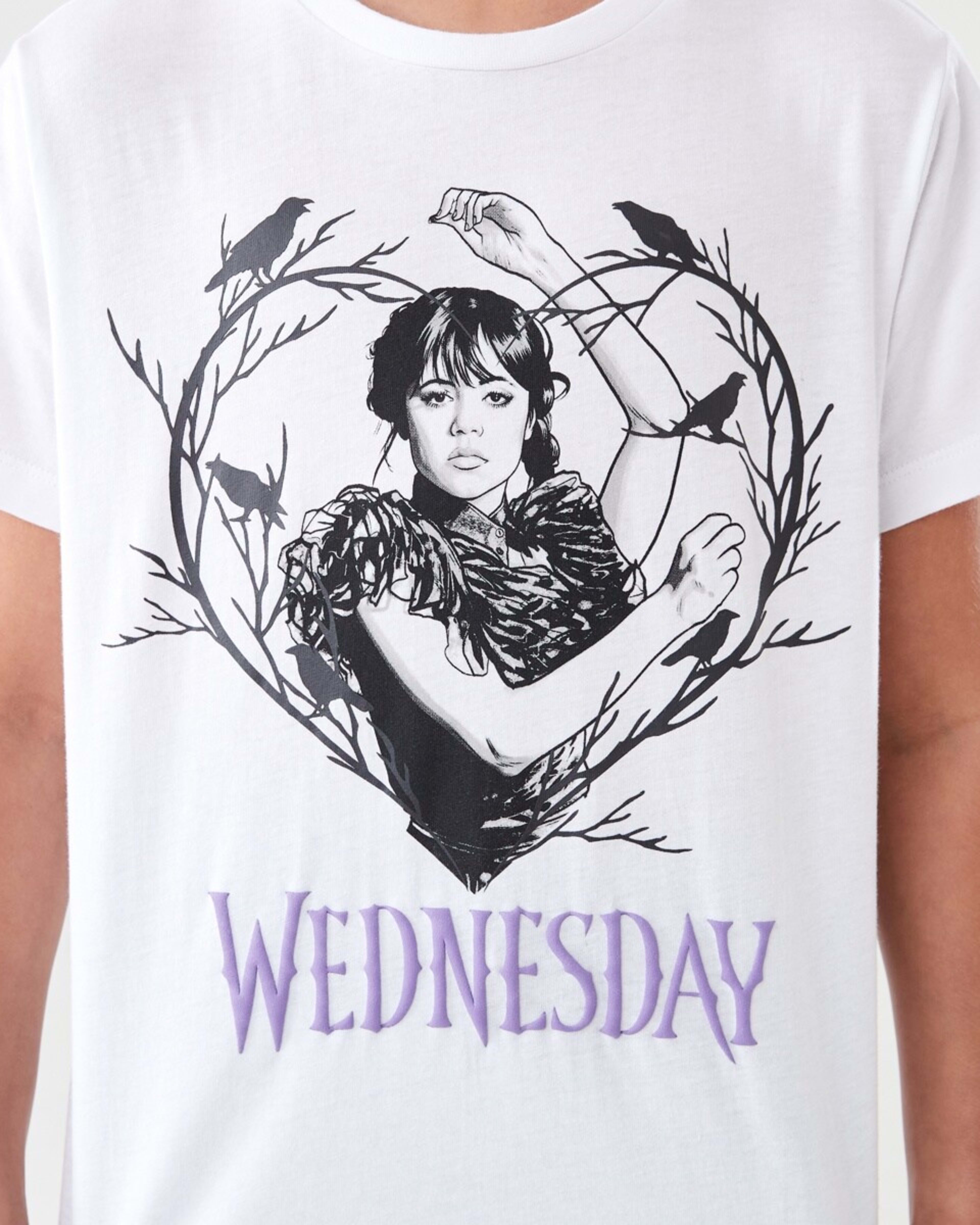 4 Wednesday License T-shirt WEDNESDAY ADDAMS TREE HEART, 4 of 6