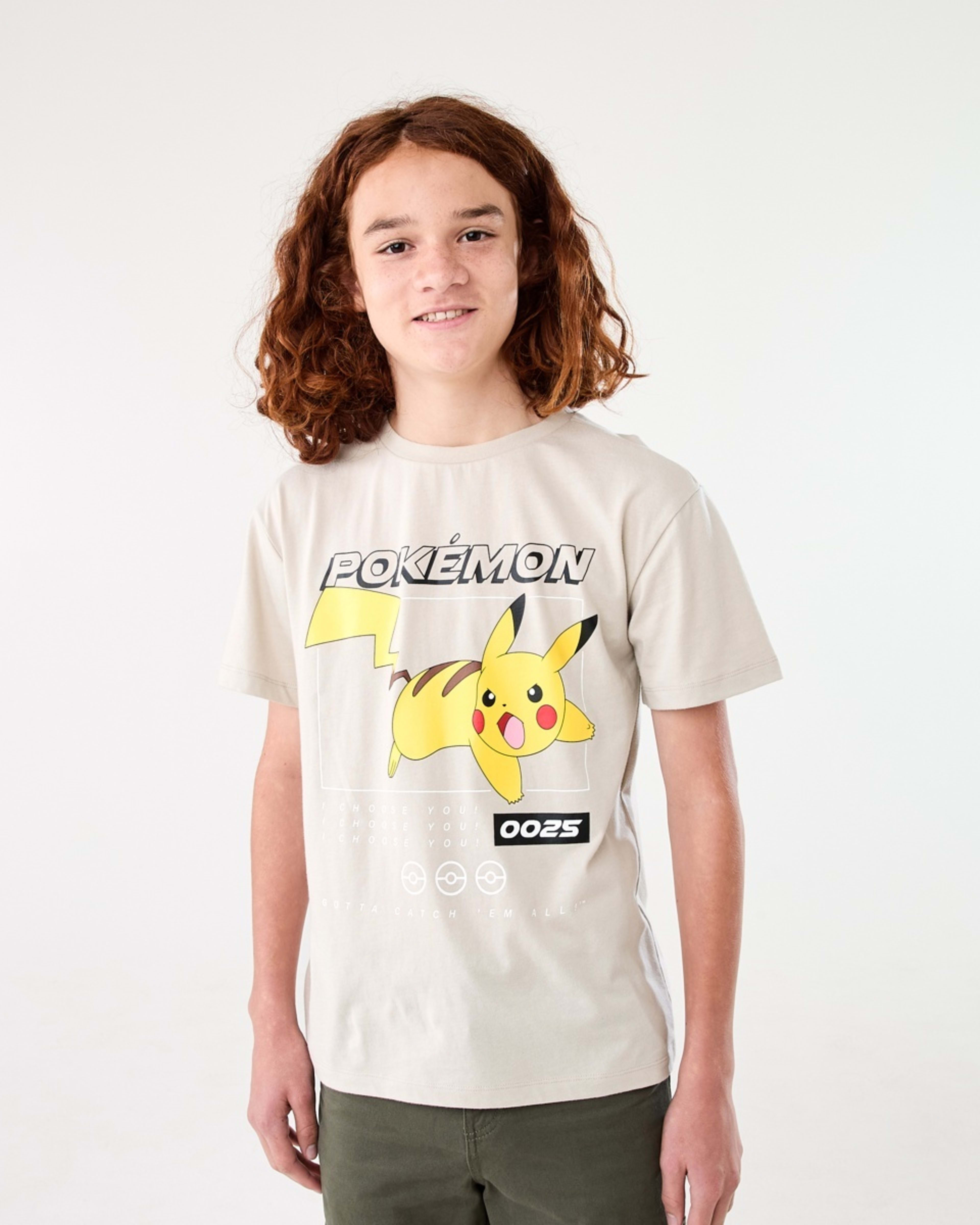 1 Pokemon License T-shirt PIKACHU, 1 of 6