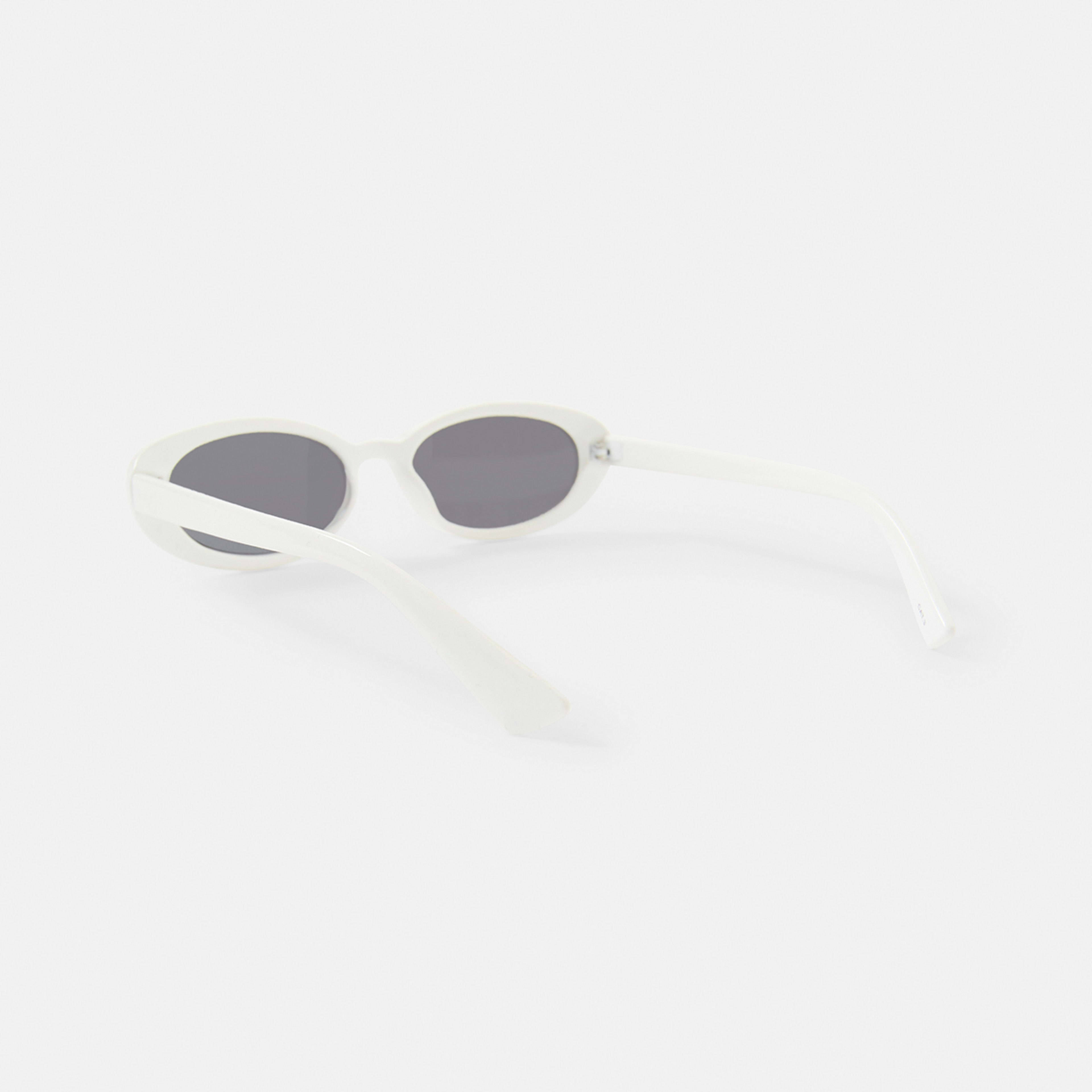 2 Oval Shape Sunglasses Acc White, 2 of 6