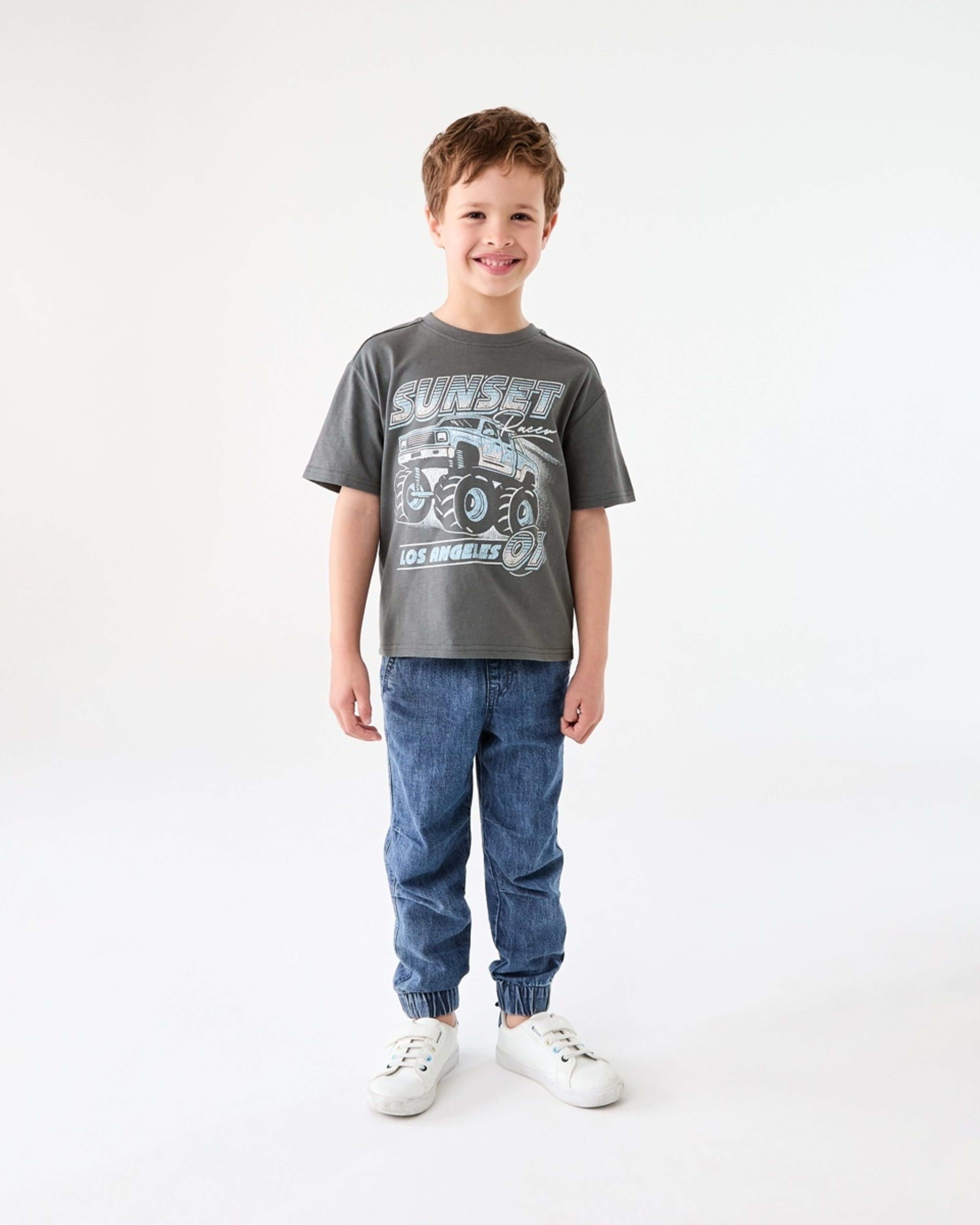 5 Chest Print T-shirt SUNSET RACER WASHED GREY, 5 of 6