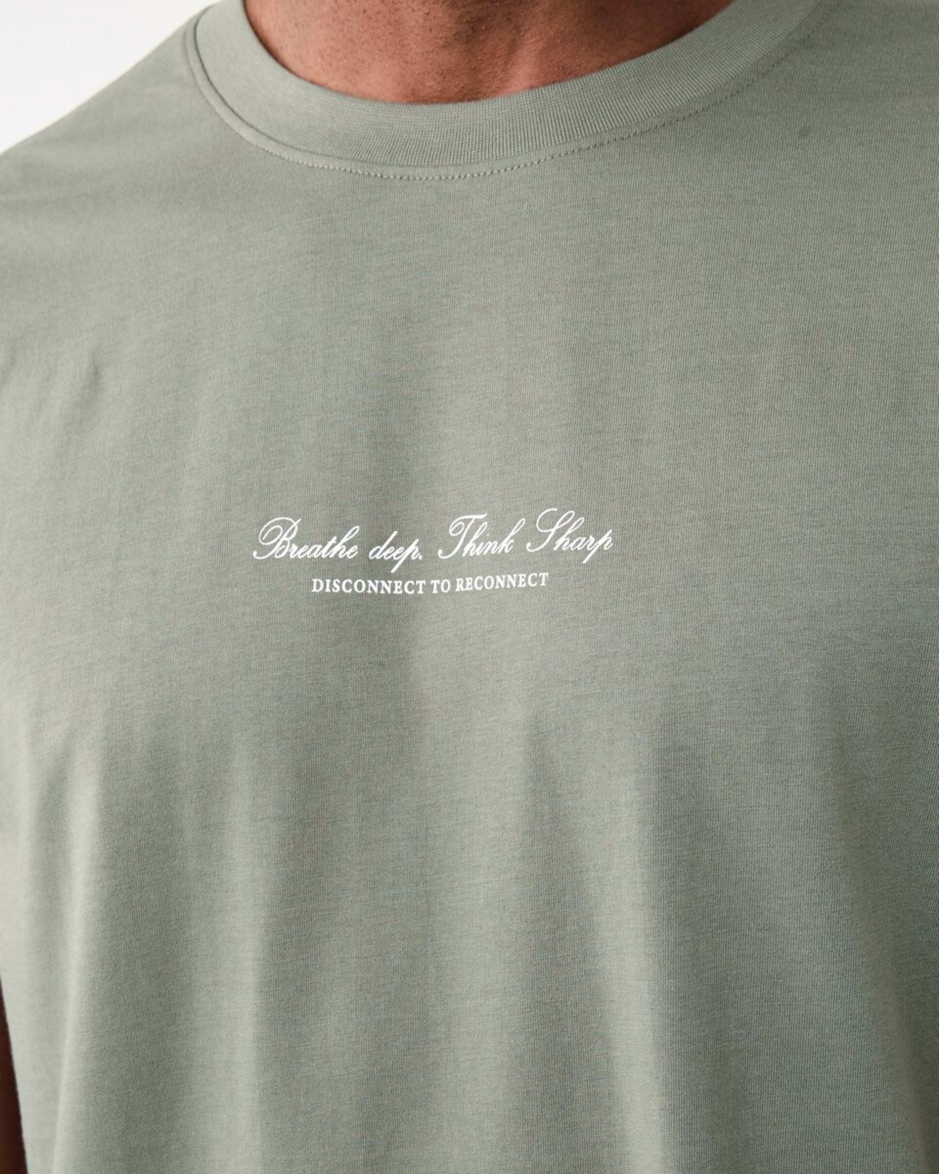 5 Graphic Curved Hem Muscle Grn Botanc, 5 of 6