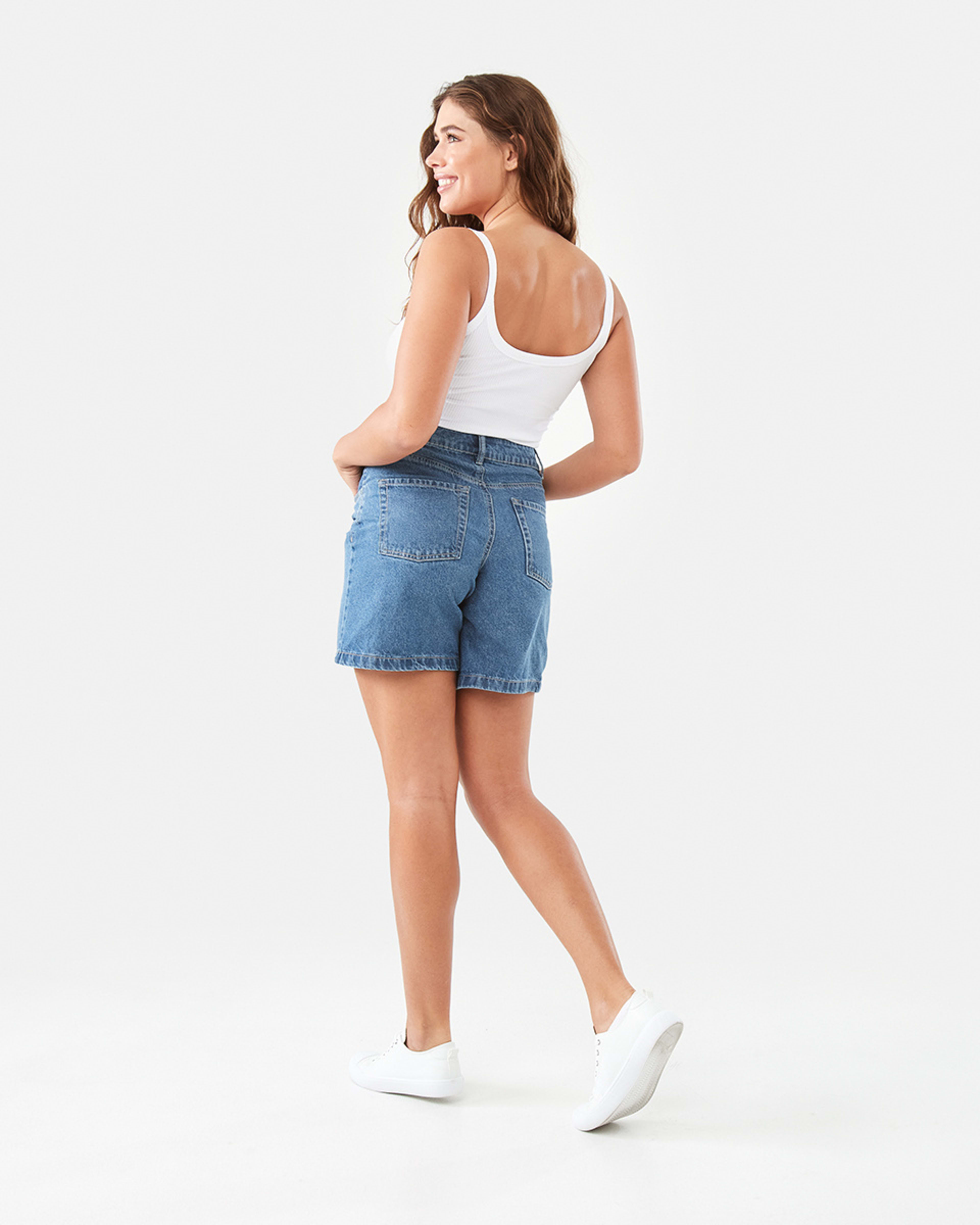 6 Sleeveless Rib Scoop Neck Cami White, 6 of 9