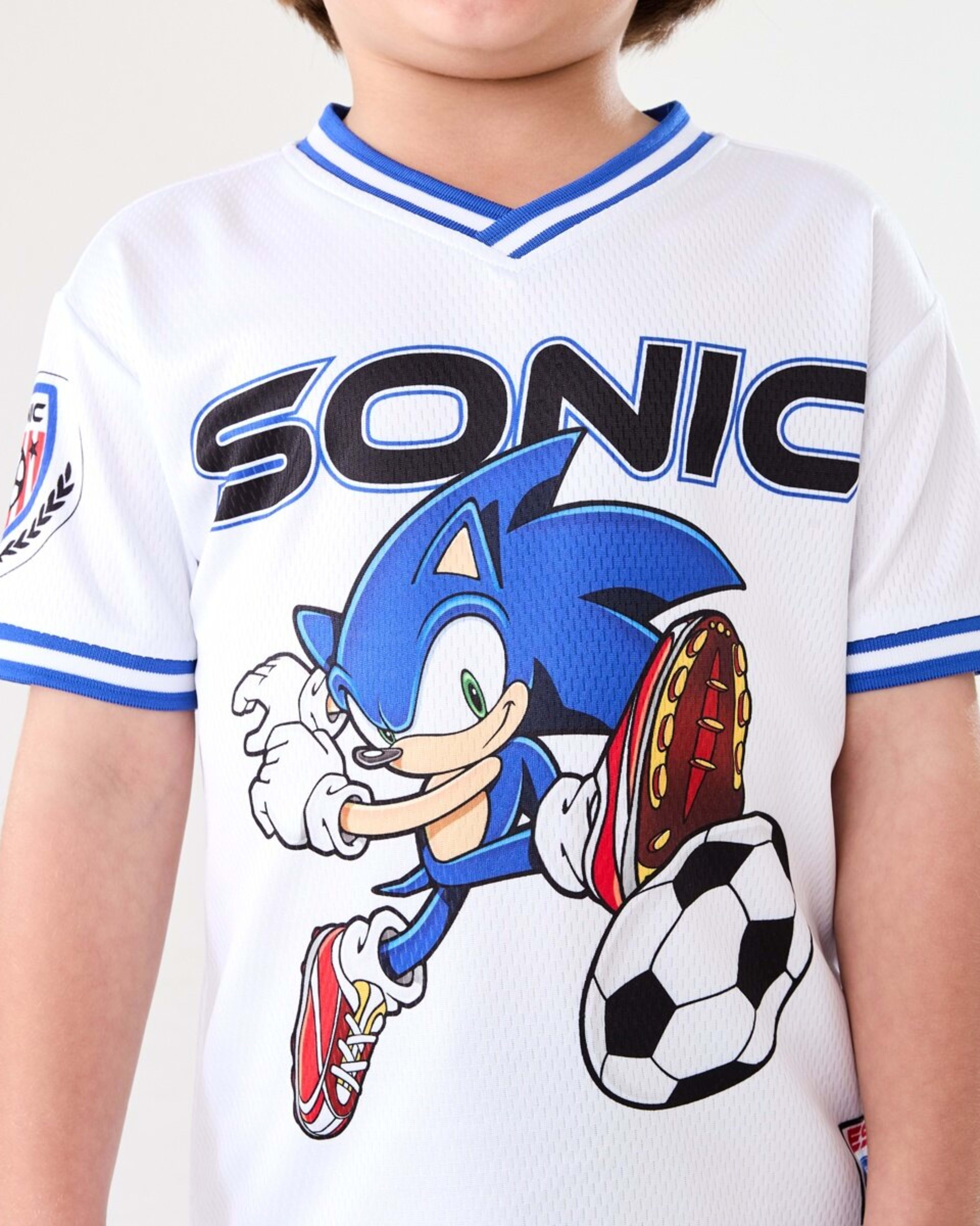 4 Oversized Sonic License Mesh T-shirt SONIC PLAYS SOCCER, 4 of 8