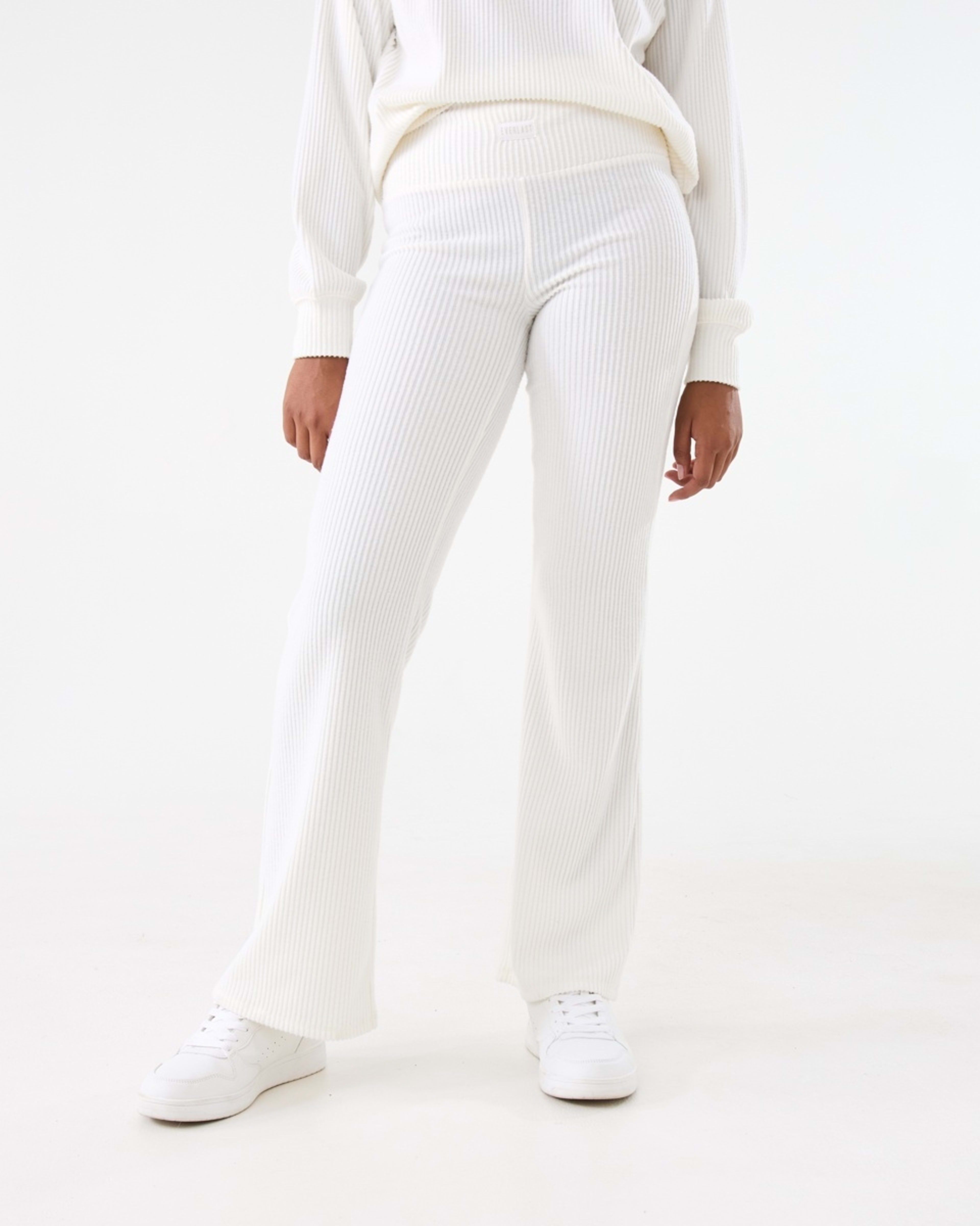 1 Everlast Womens Ribbed Luxe Flare Trackpants Bone, 1 of 5
