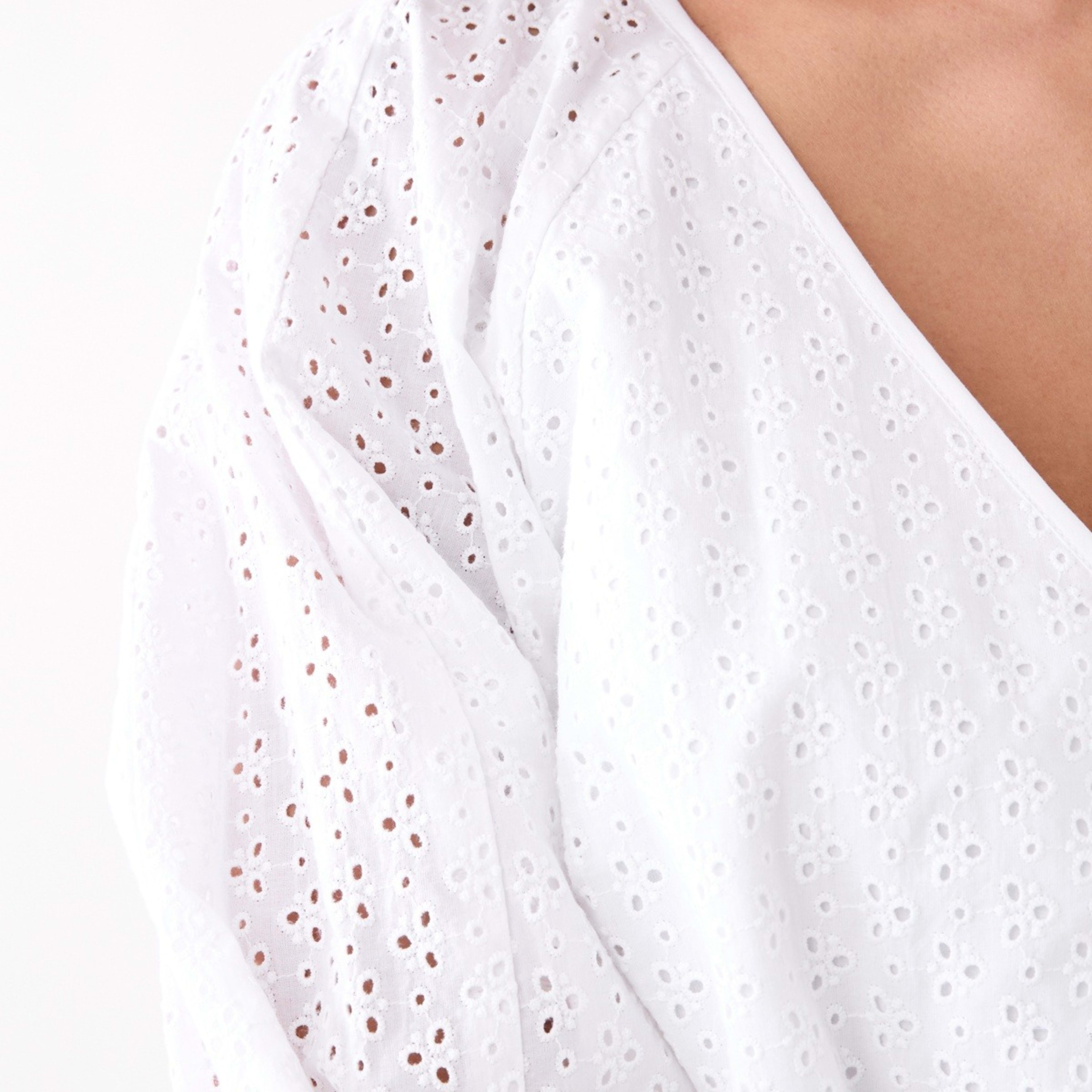 5 Short Sleeve Broderie Button Front Top White, 5 of 6