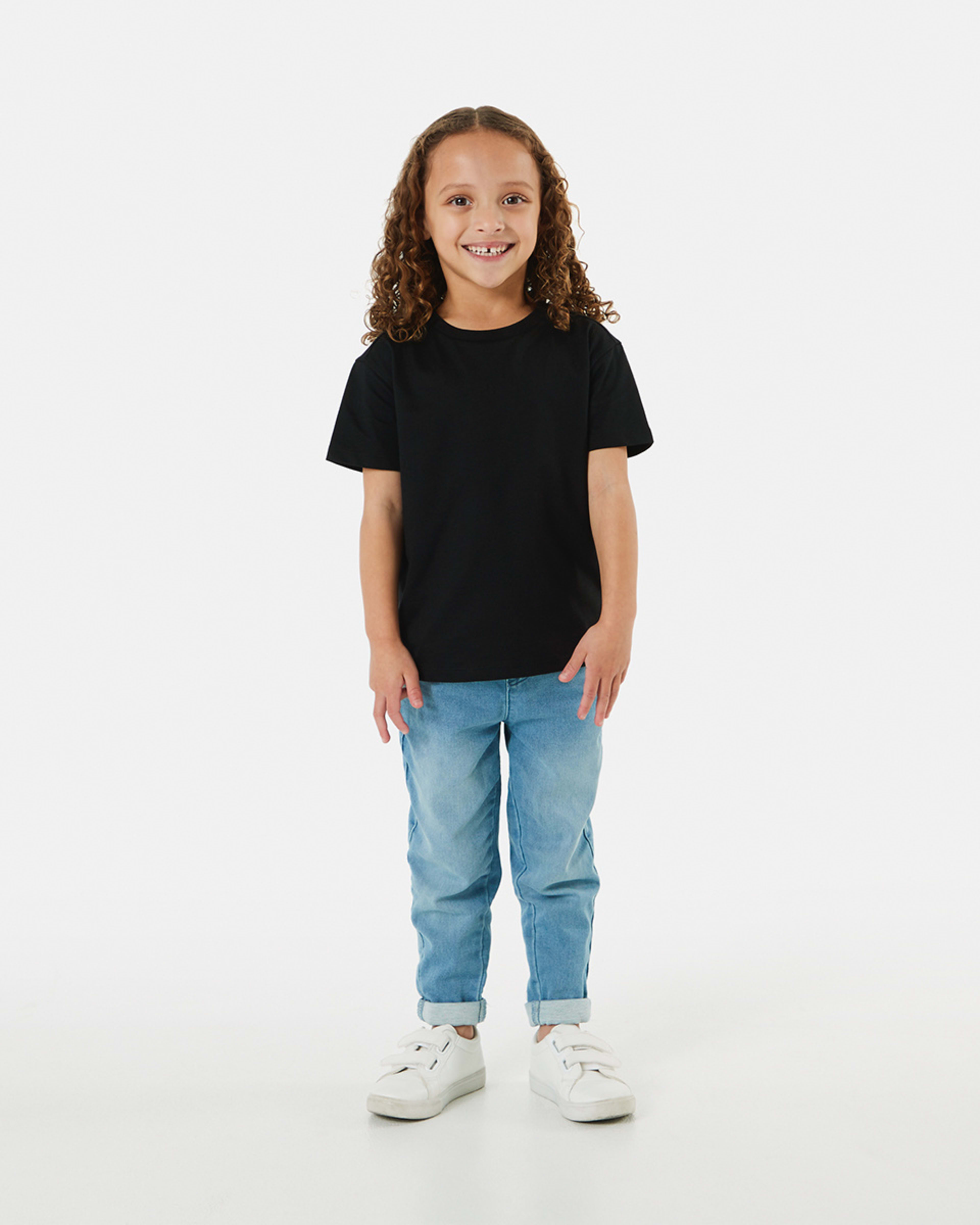 5 Plain T-shirt Black, 5 of 8