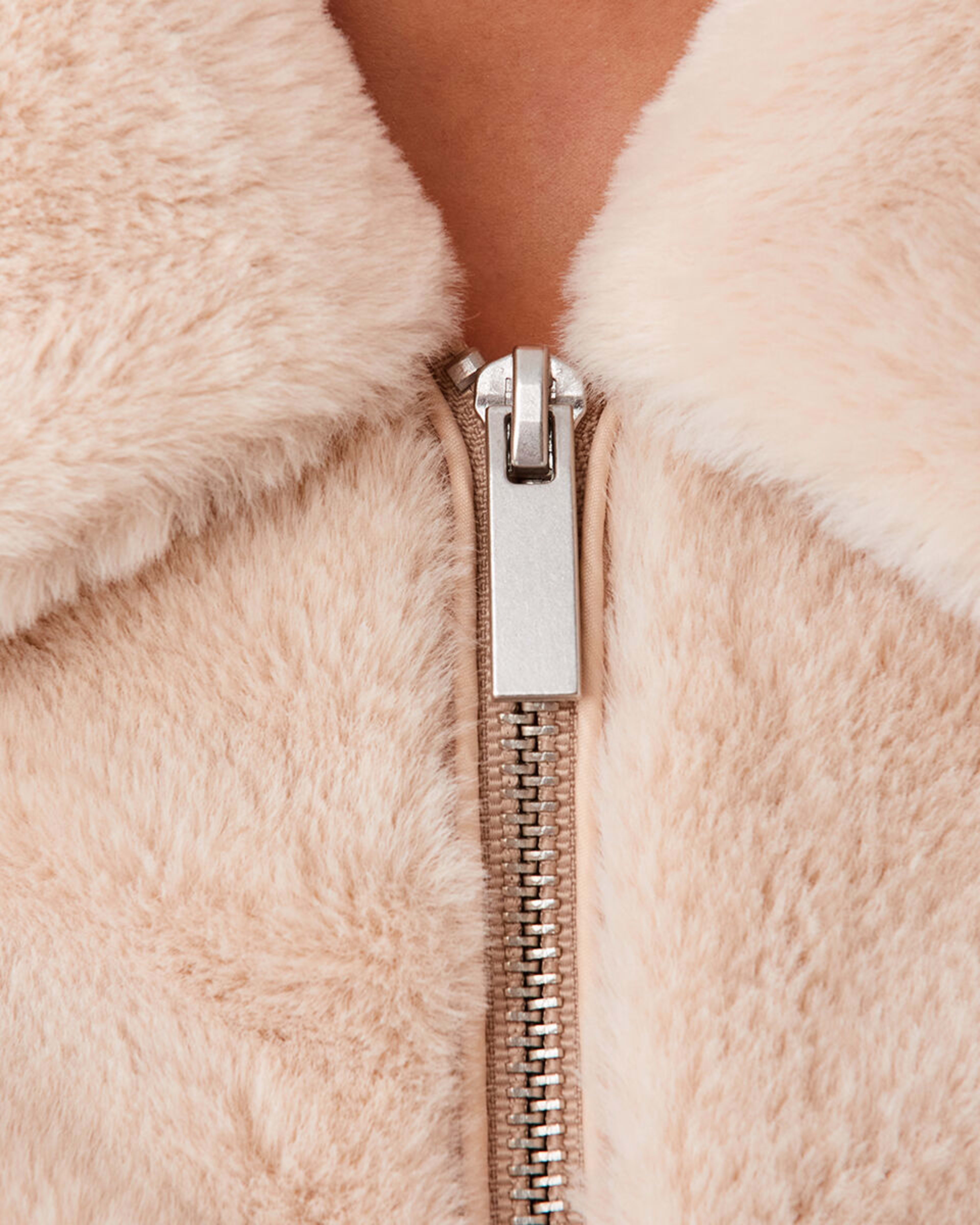 8 Plush Teddy Jacket White, 8 of 10