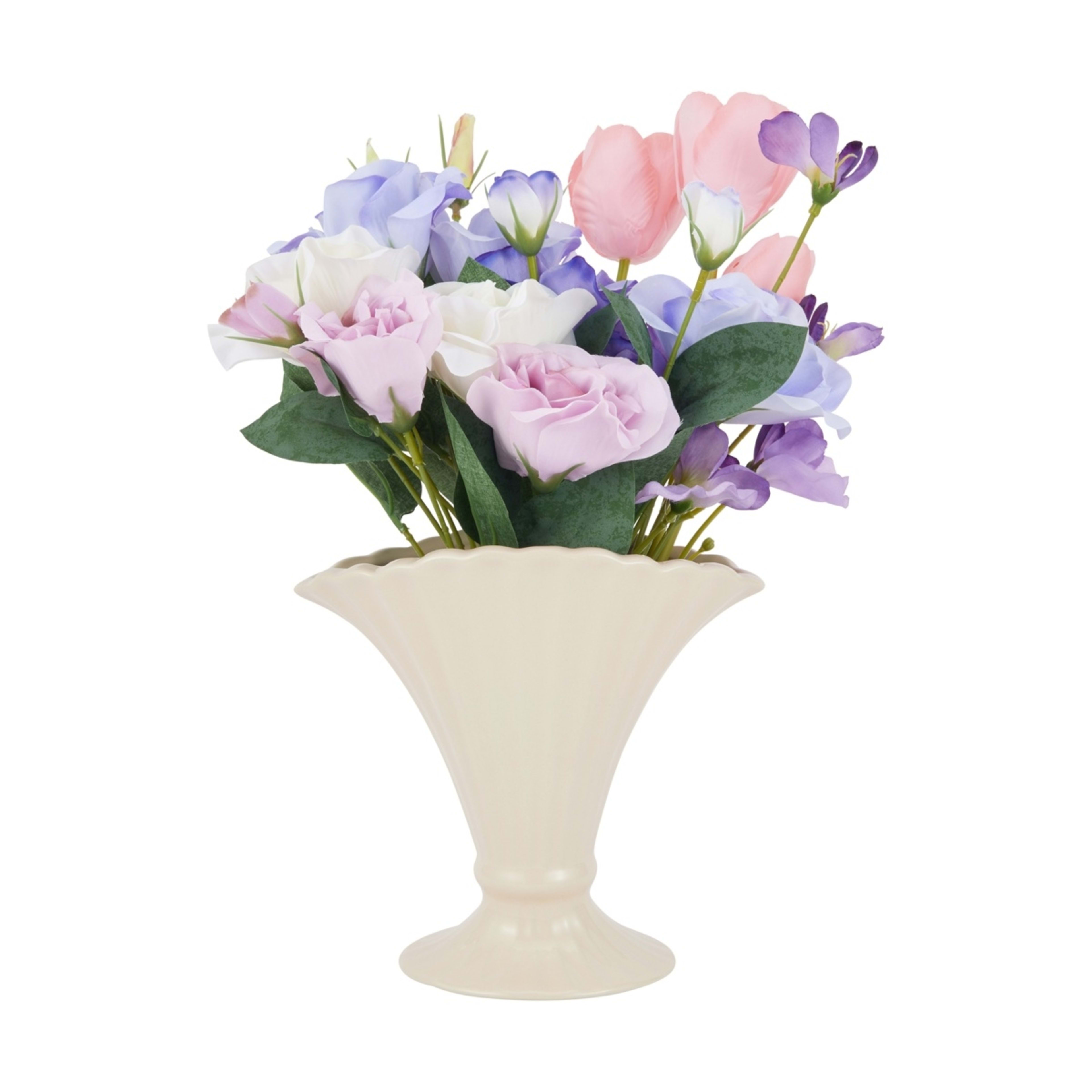 1 Artificial Vintage Florals in Vase